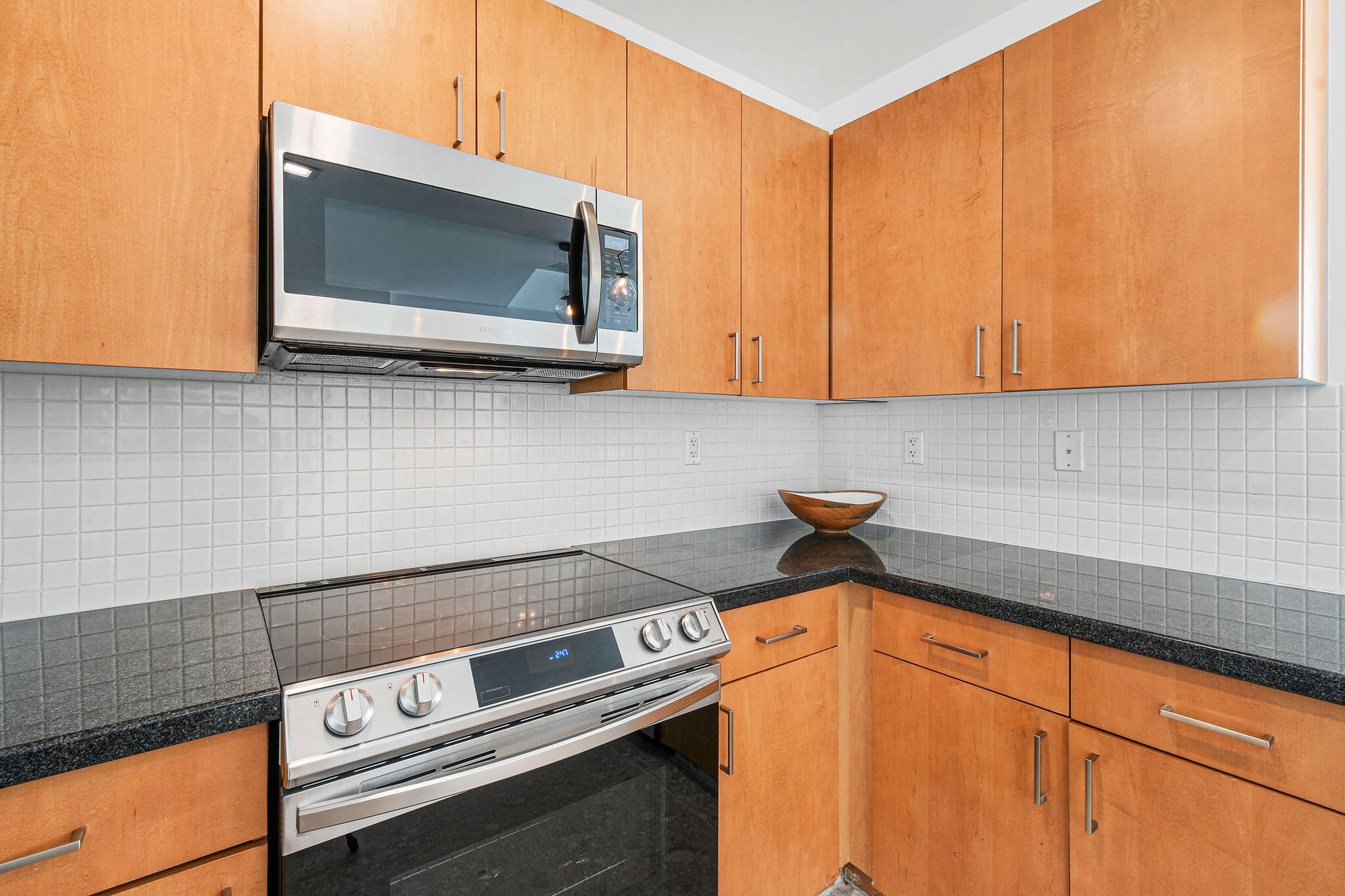 The Edge Unit 1512 photo 14