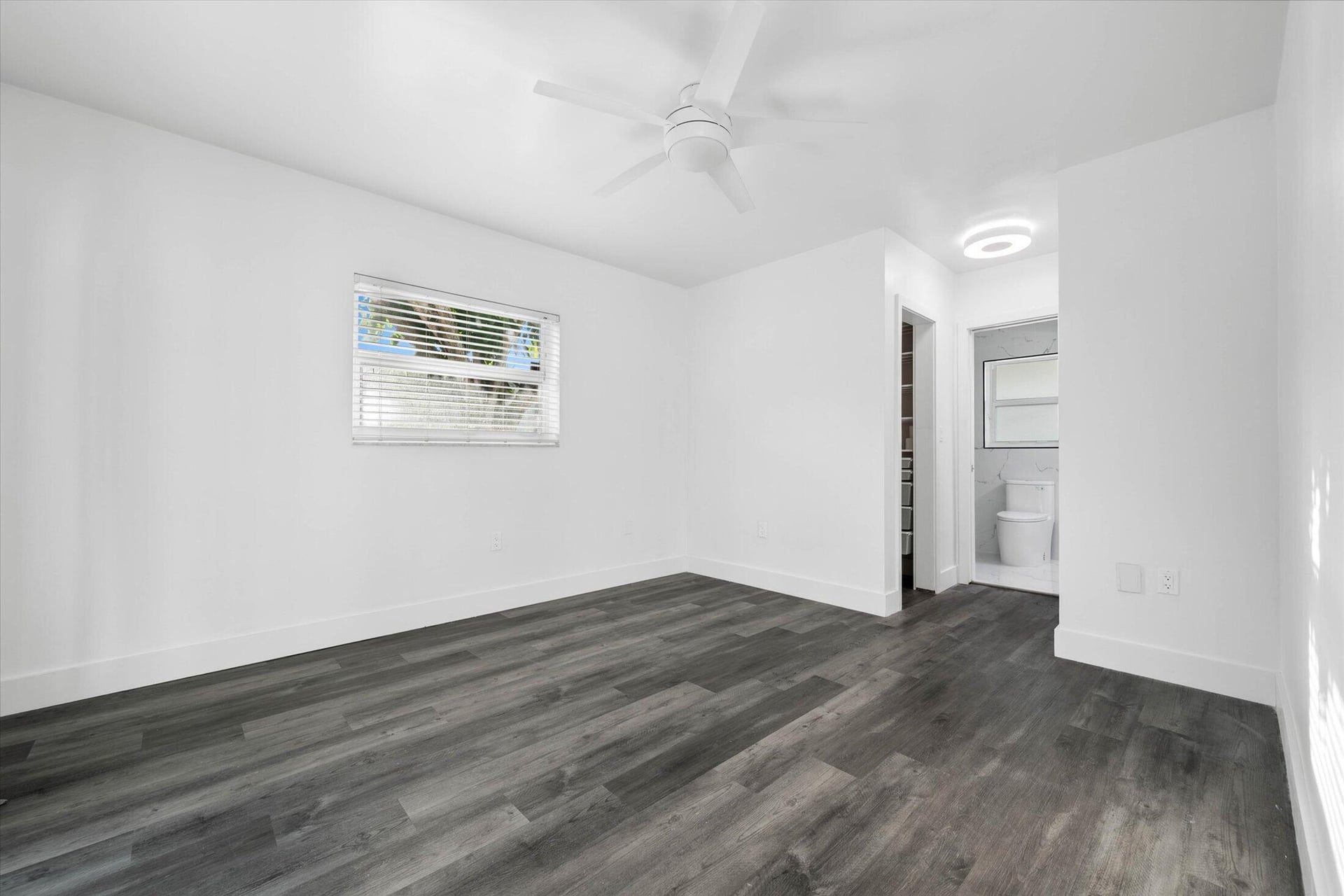 Residence photo 16