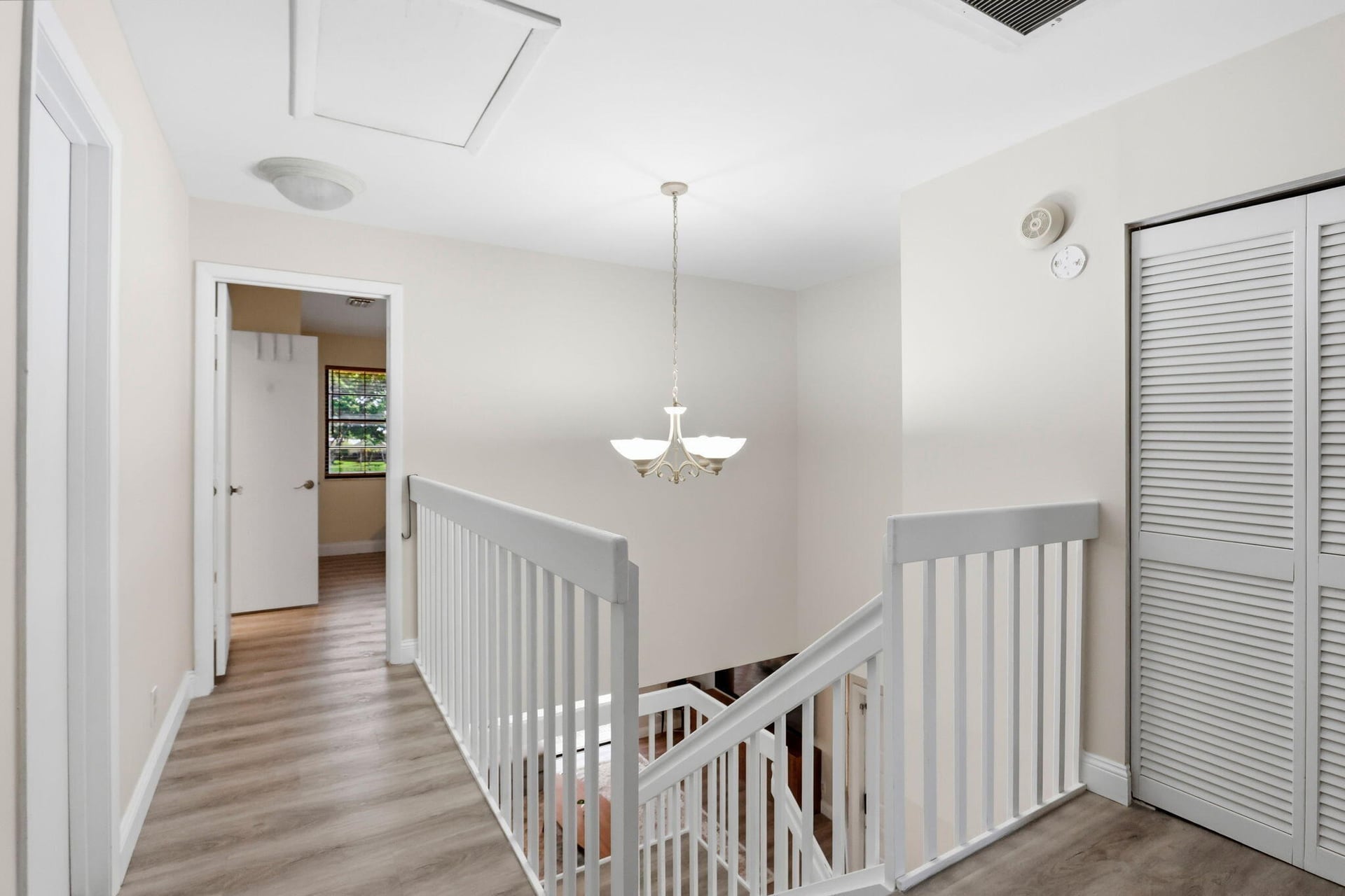 Residence photo 18