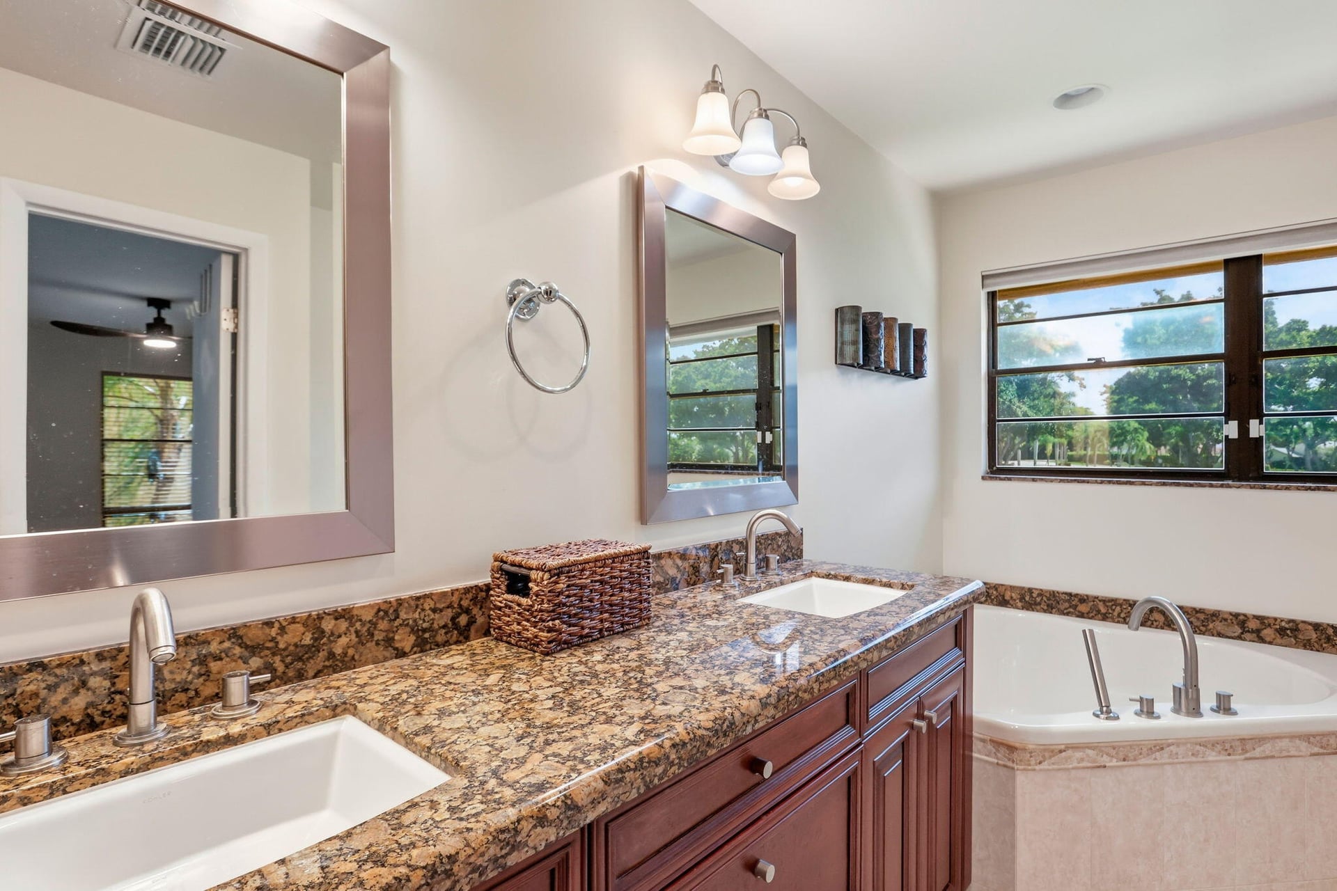Residence photo 29