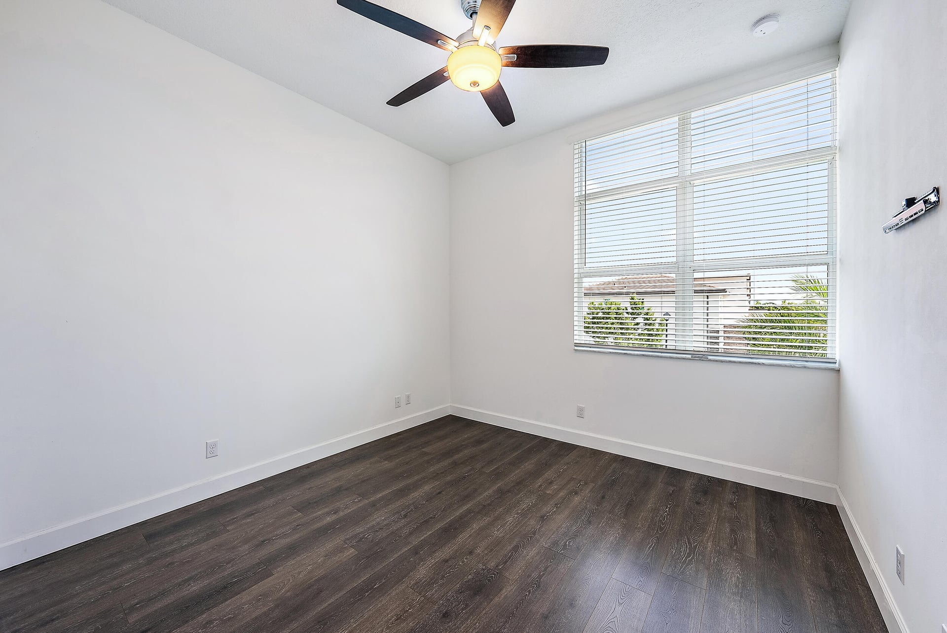  Residence photo 23
