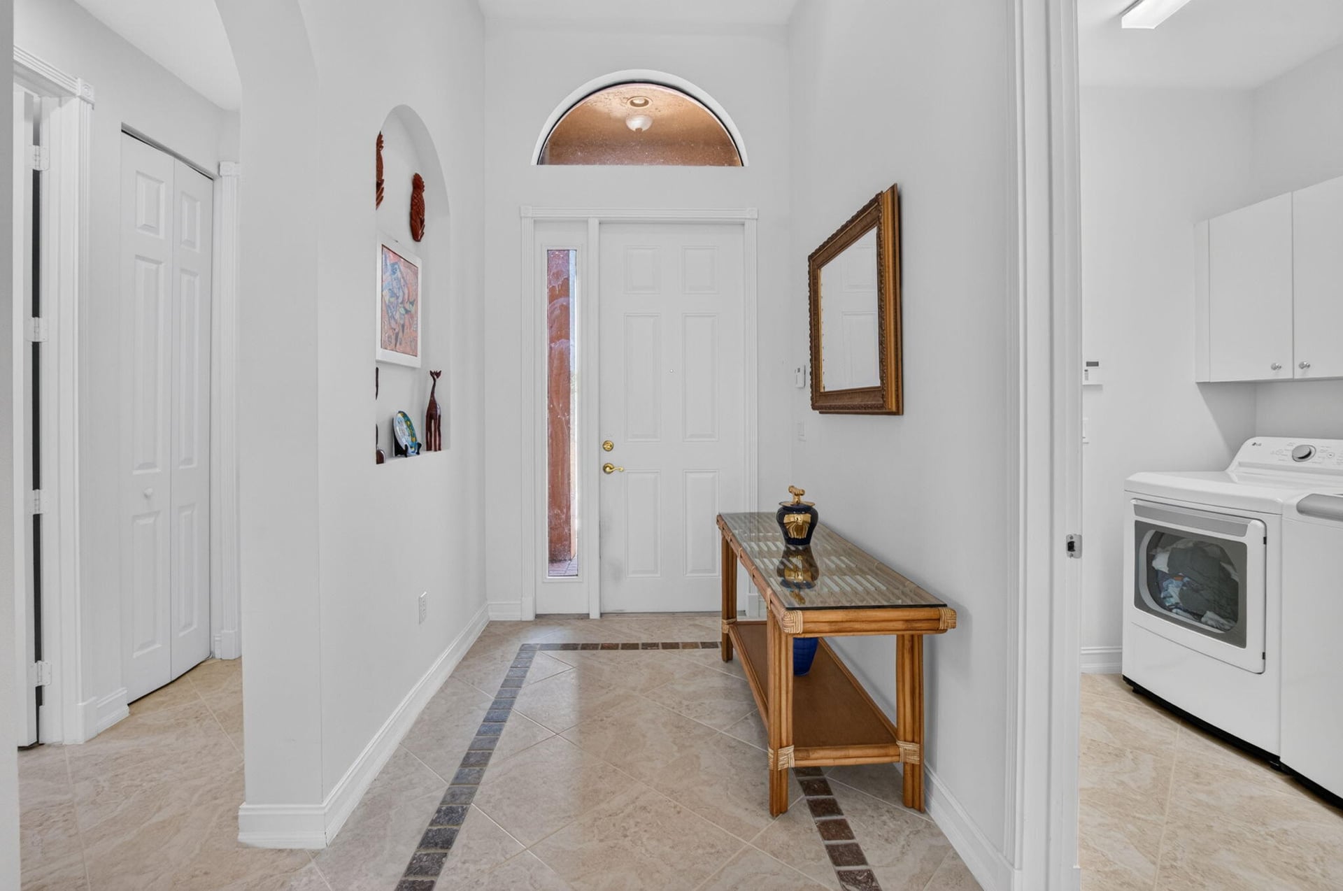  Residence photo 7
