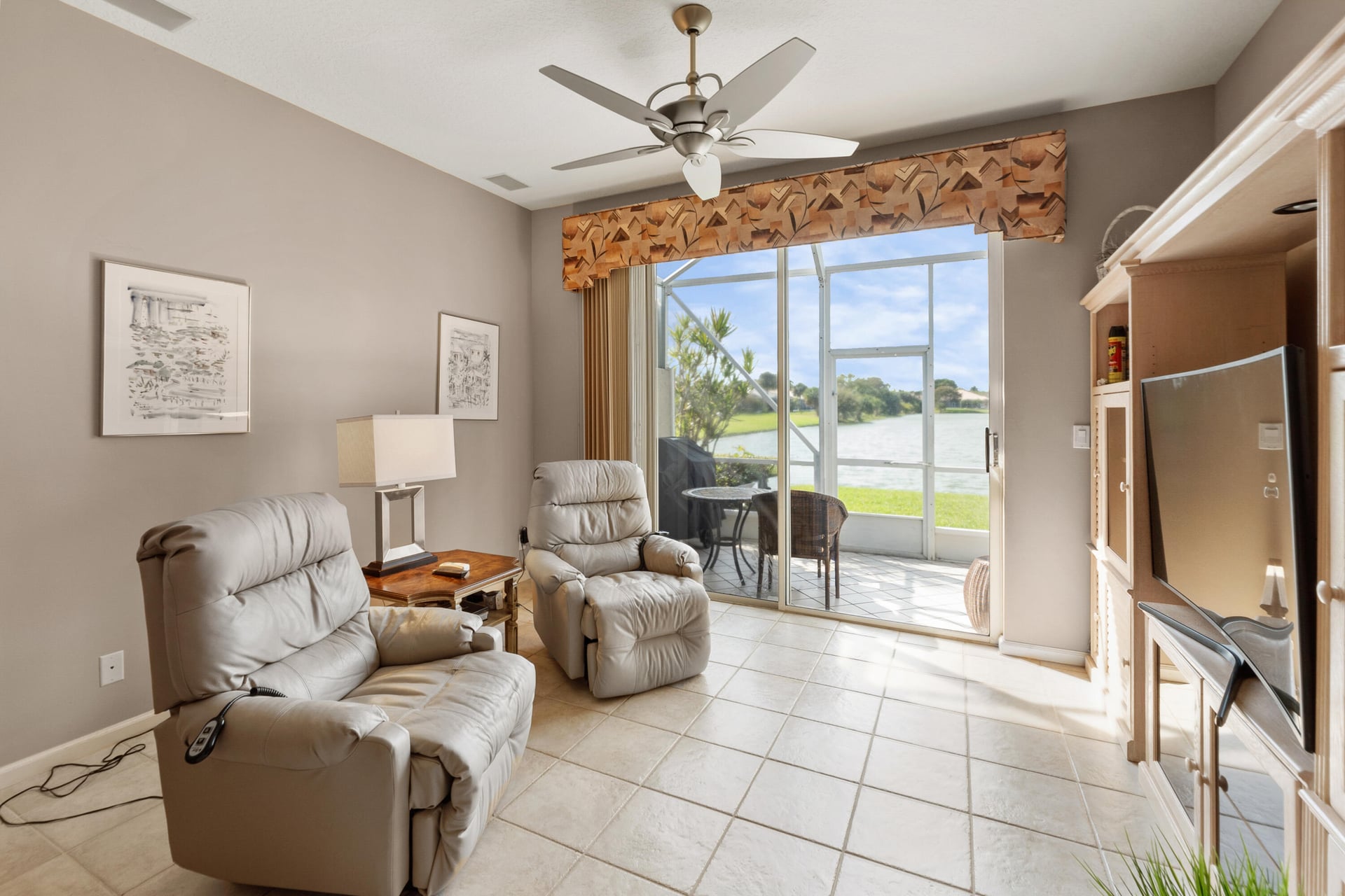  Residence photo 11