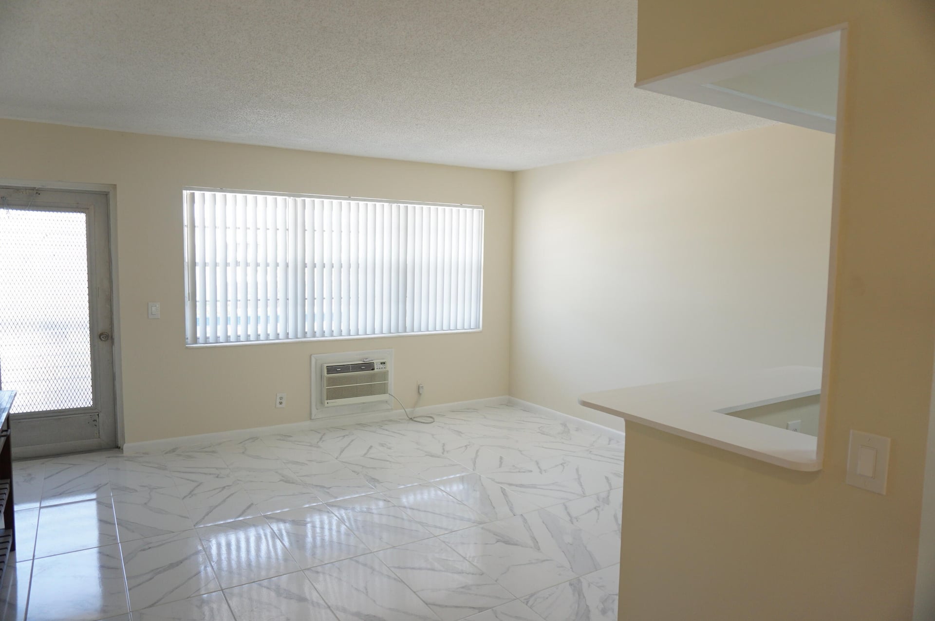Residence photo 3