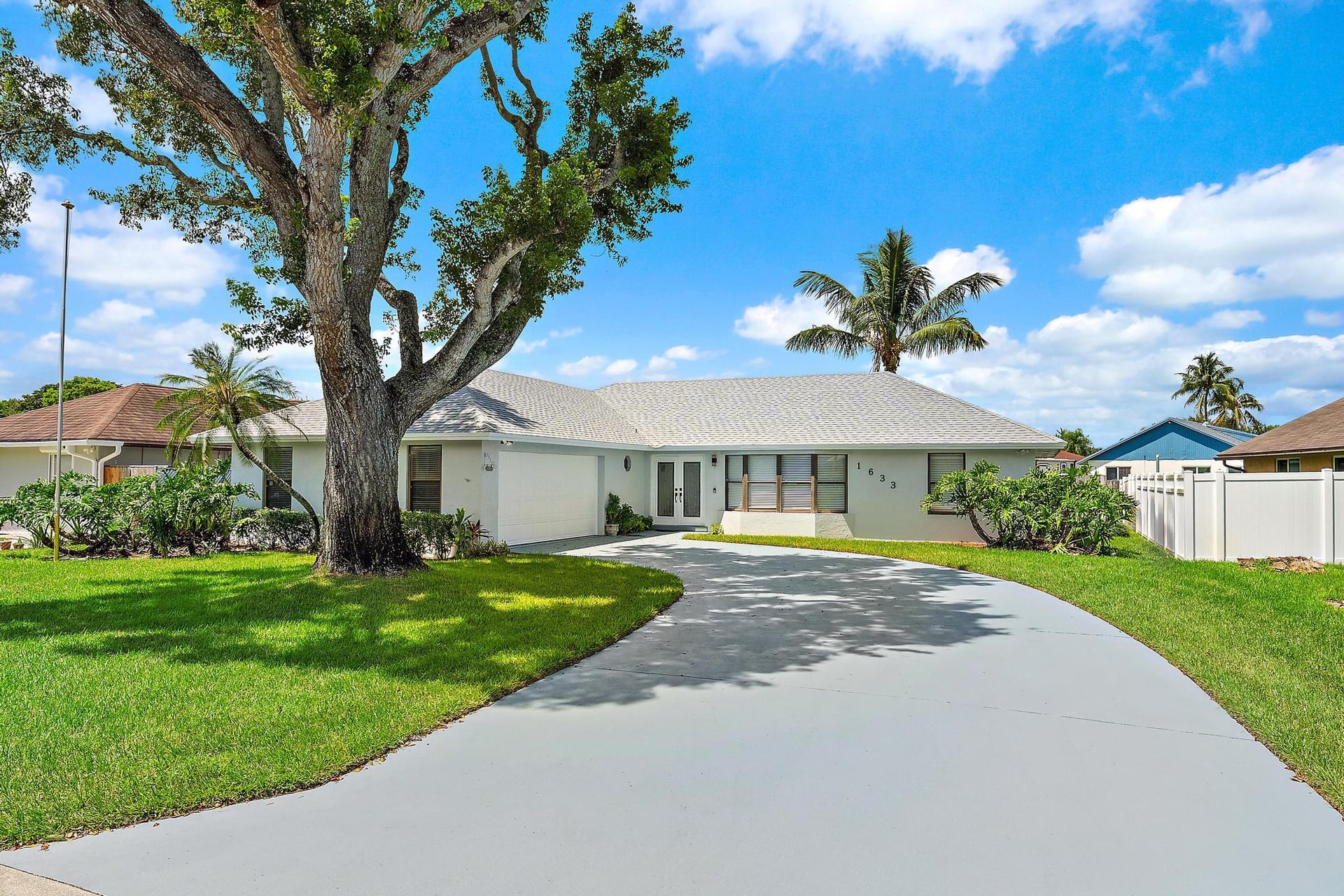  Residence photo 4