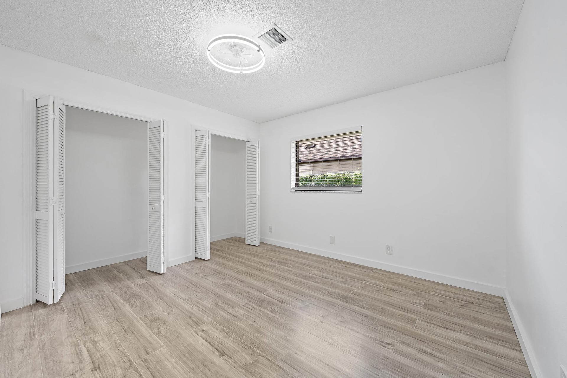  Residence photo 11