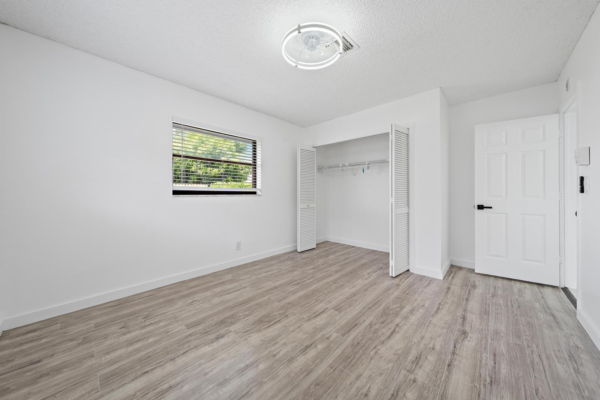  Residence photo 13