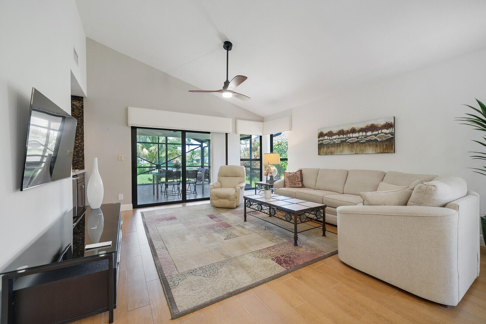 Residence photo 6