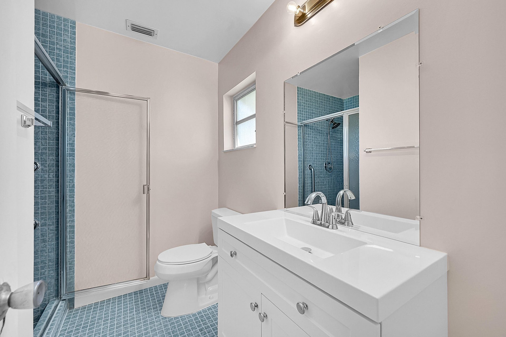 Residence photo 20