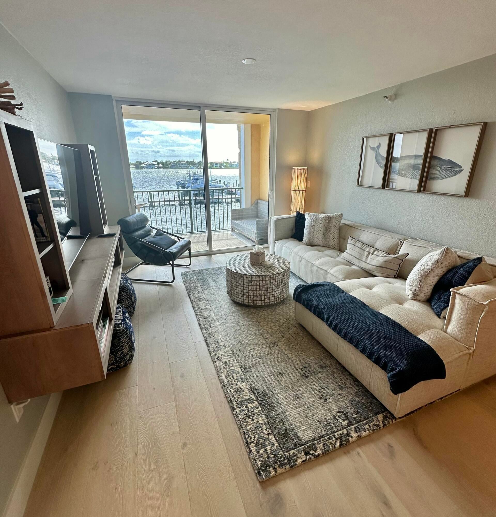 Unit 204 photo 10