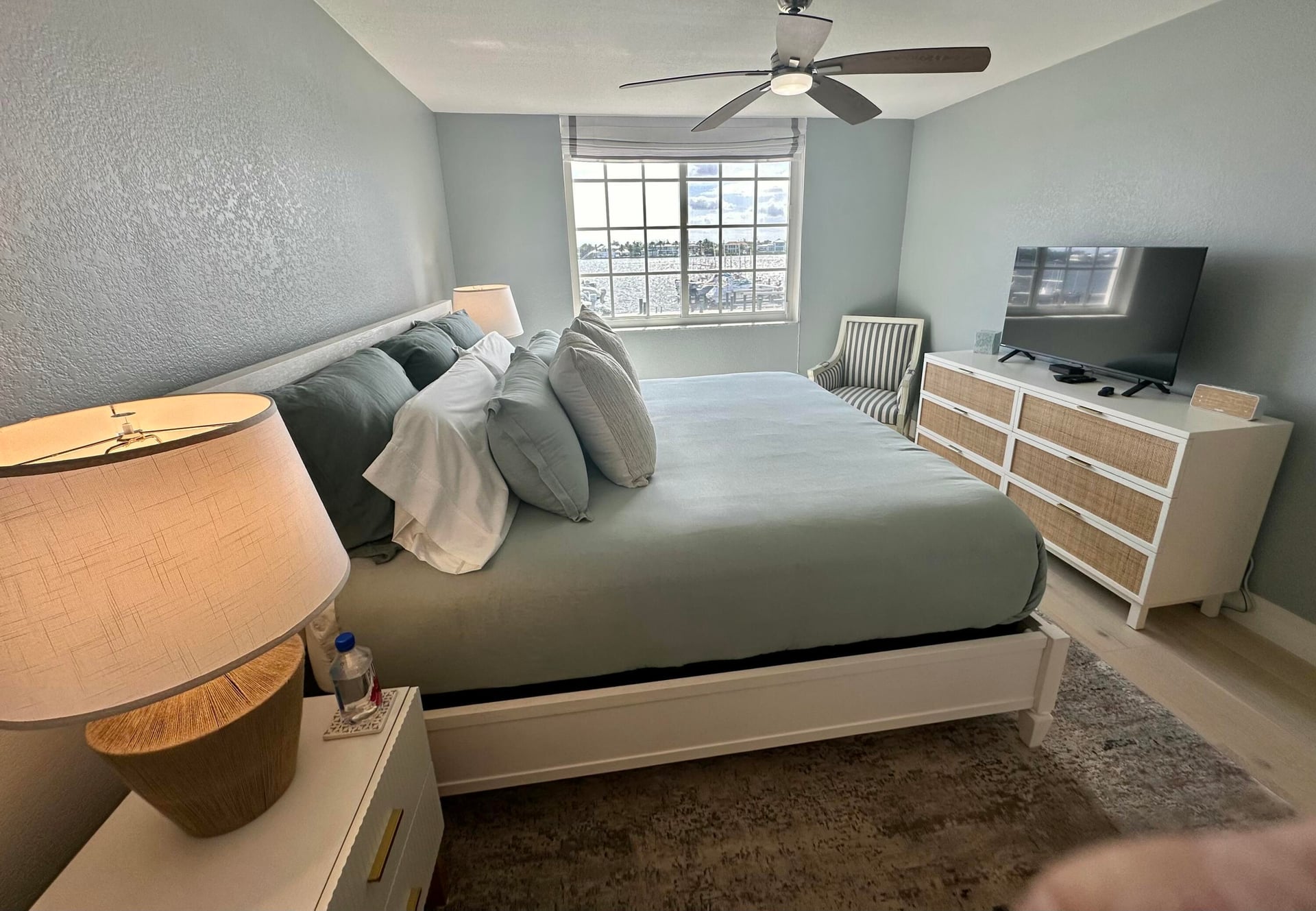 Unit 204 photo 13