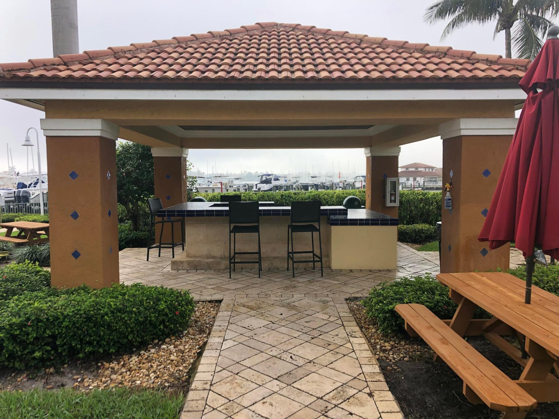 Unit 204 photo 17