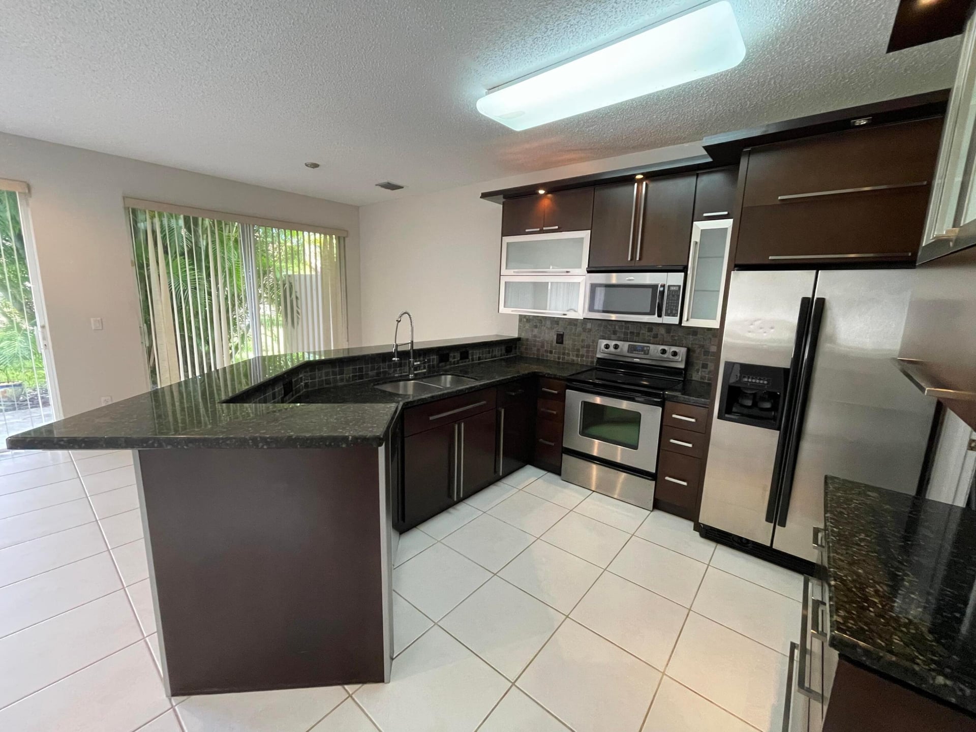 Residence photo 3
