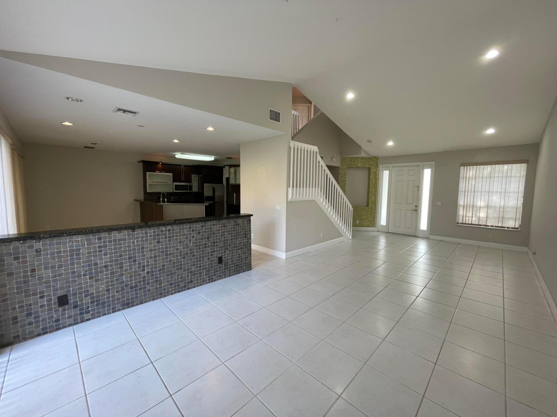 Residence photo 5