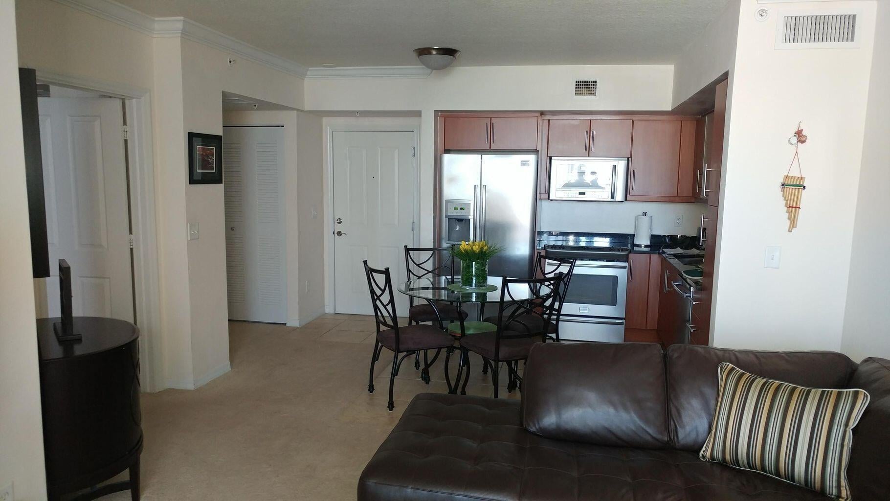 The Prado Unit 656 photo 10