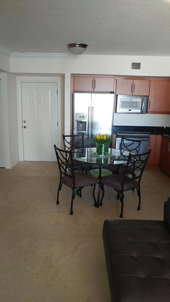 The Prado Unit 656 photo 11