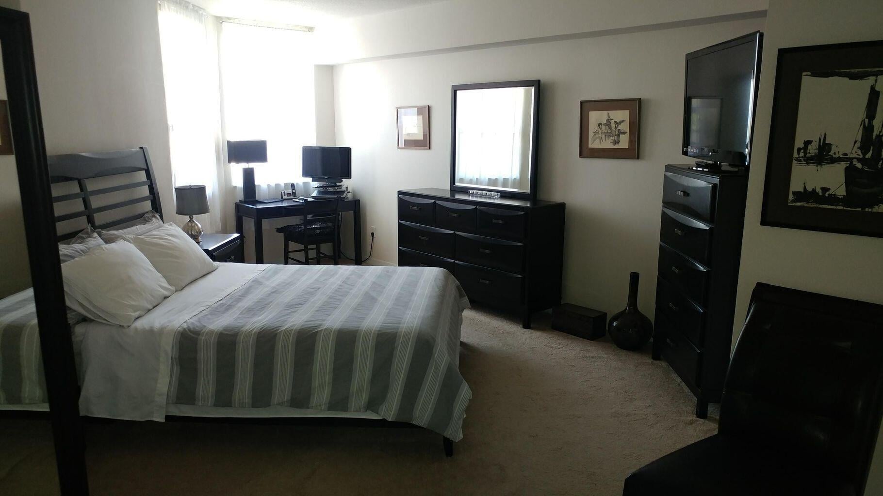 The Prado Unit 656 photo 14