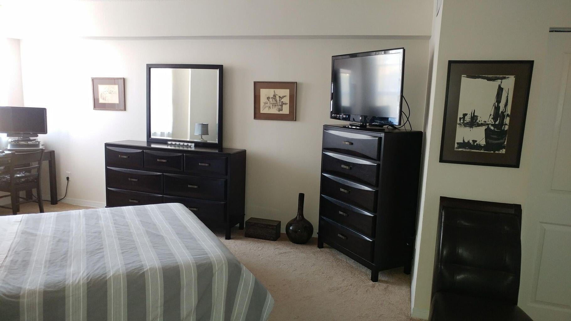 The Prado Unit 656 photo 15