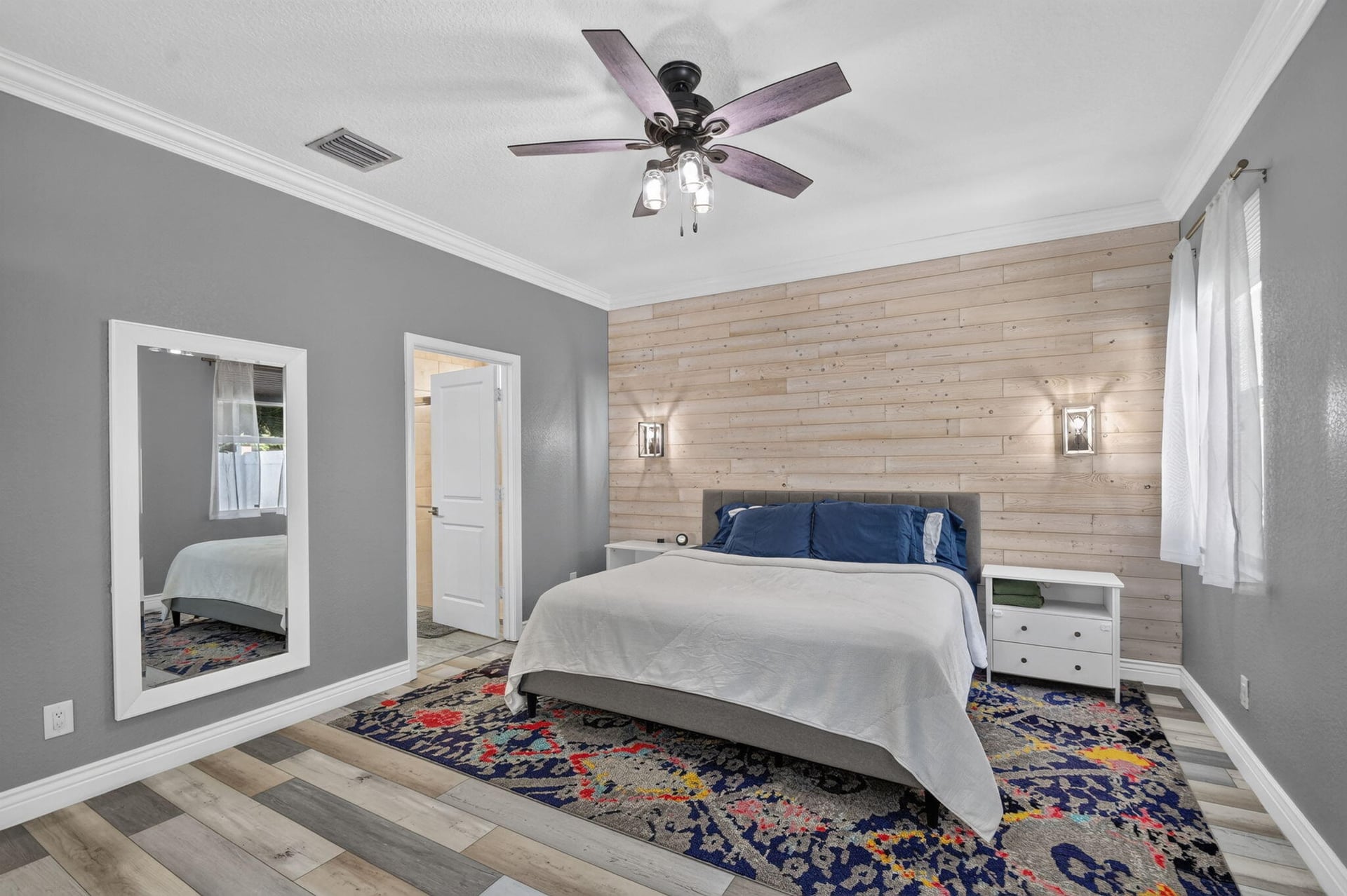 Residence photo 16