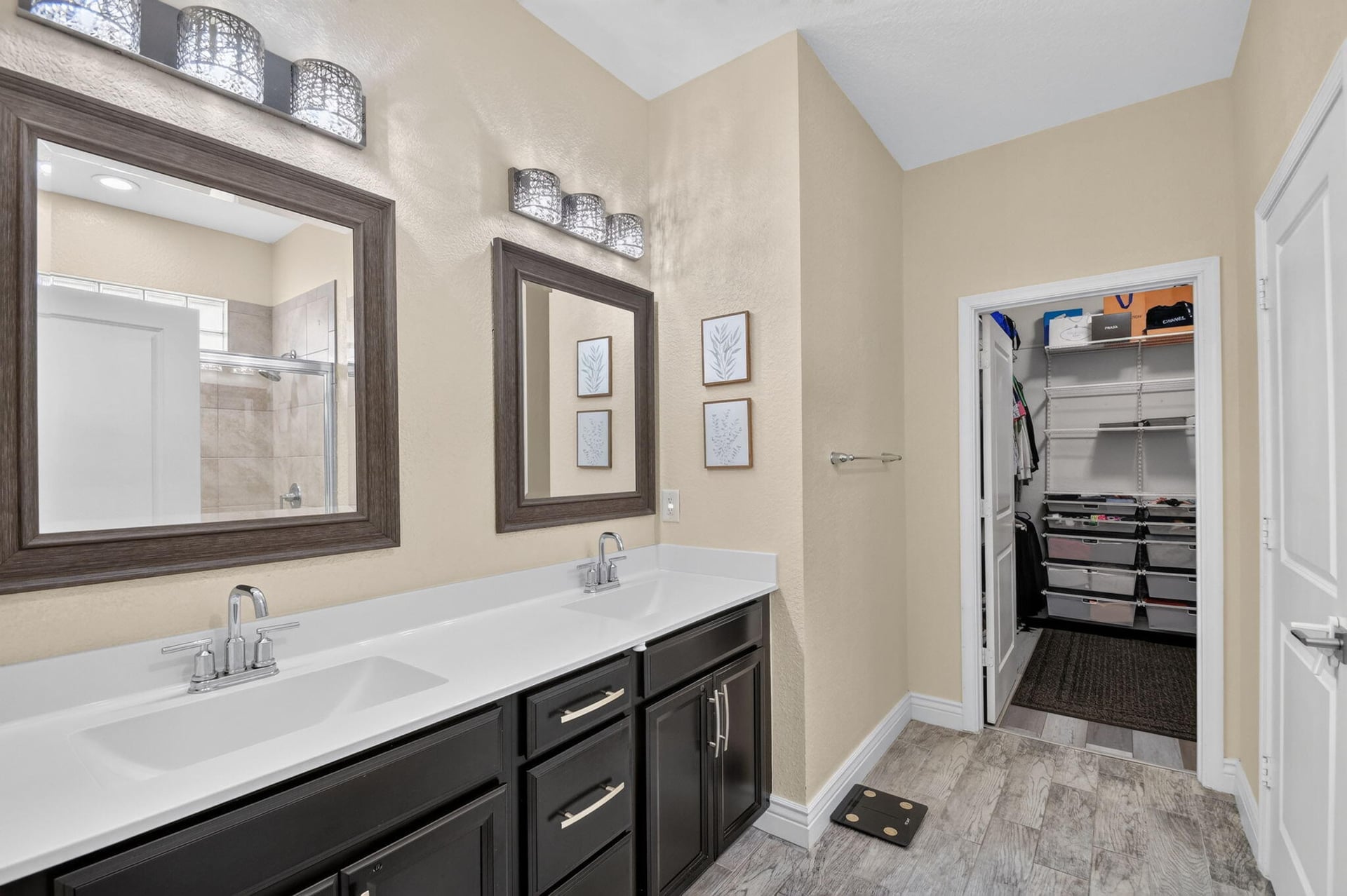 Residence photo 20