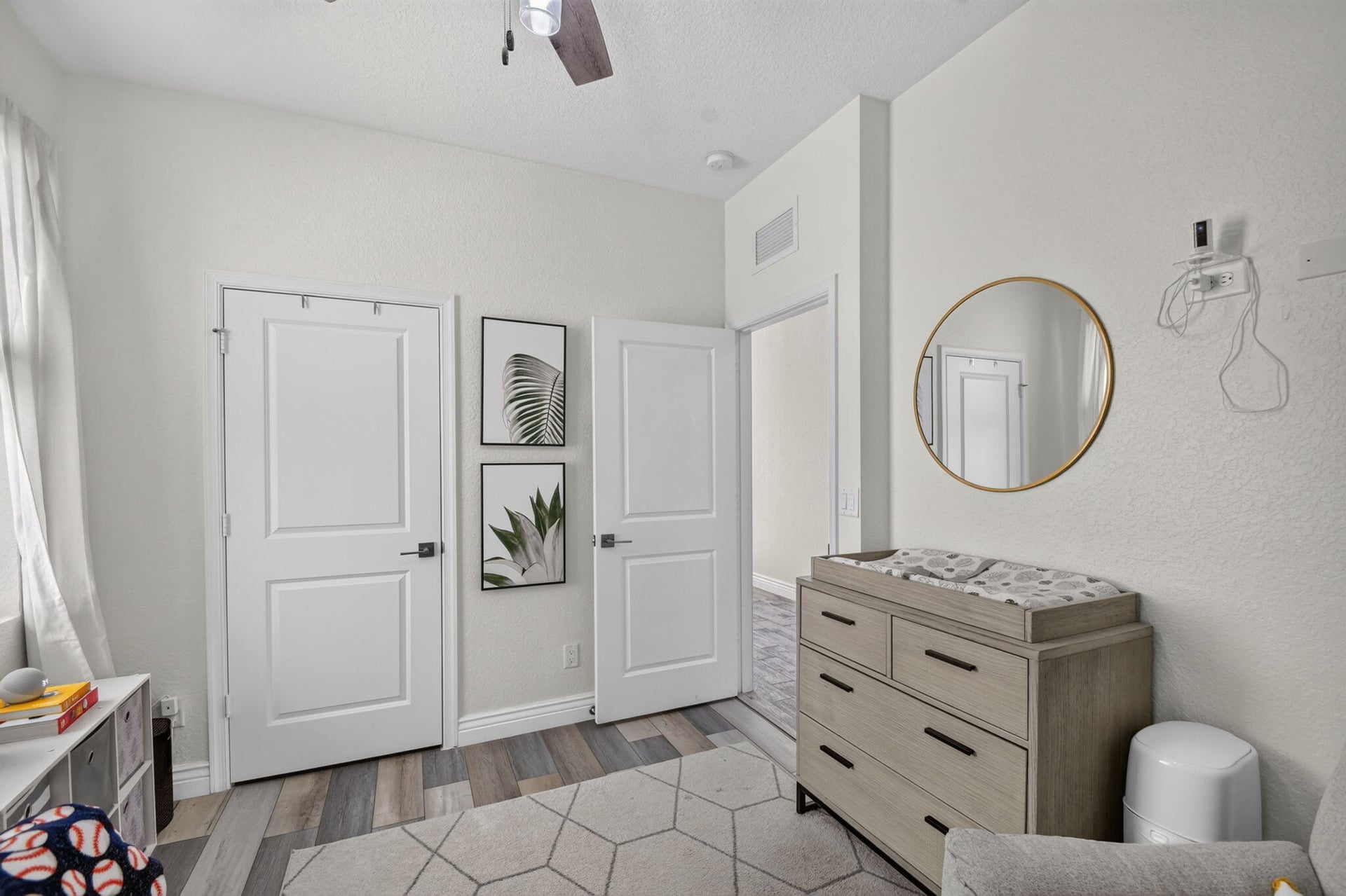 Residence photo 25