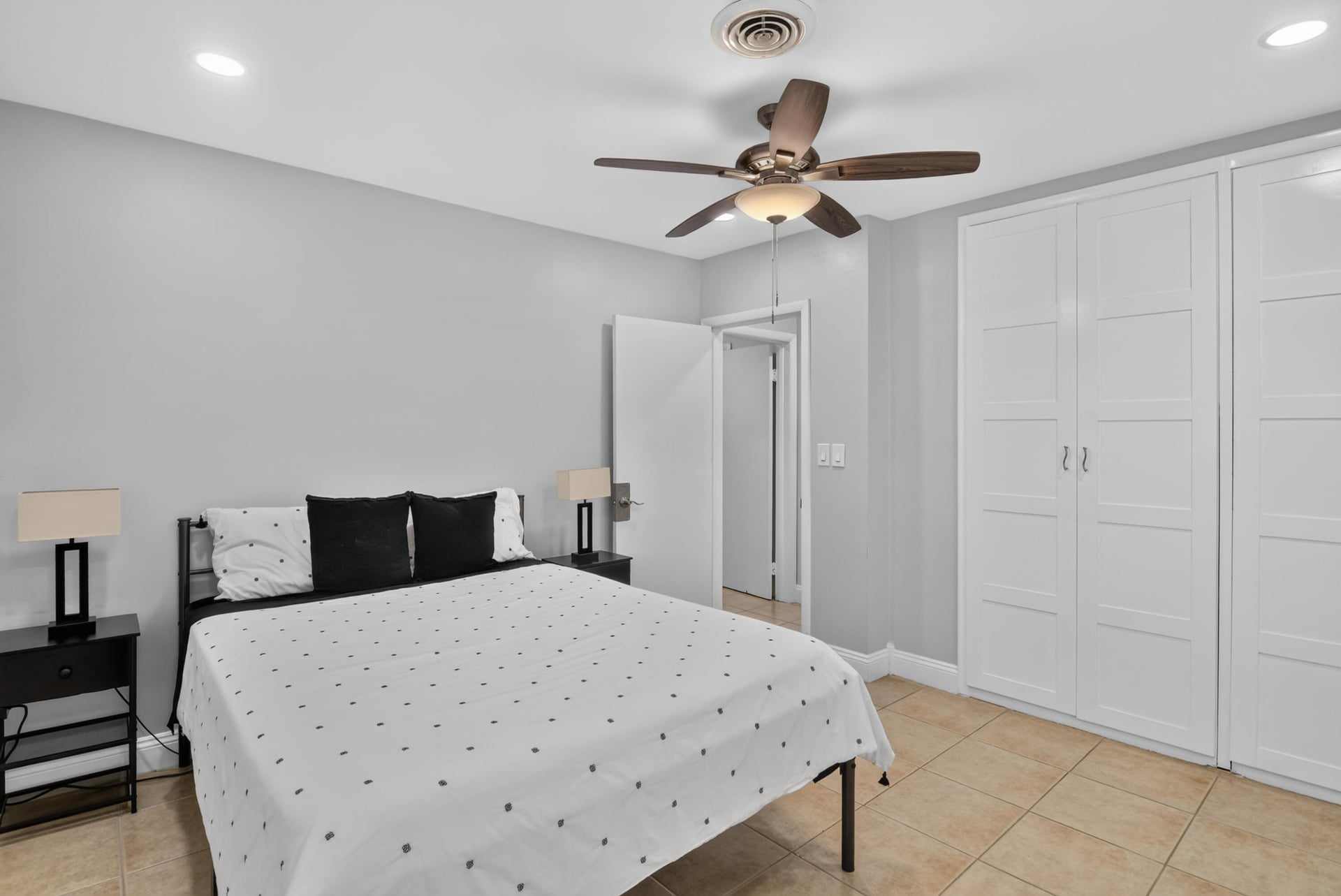  Residence photo 9
