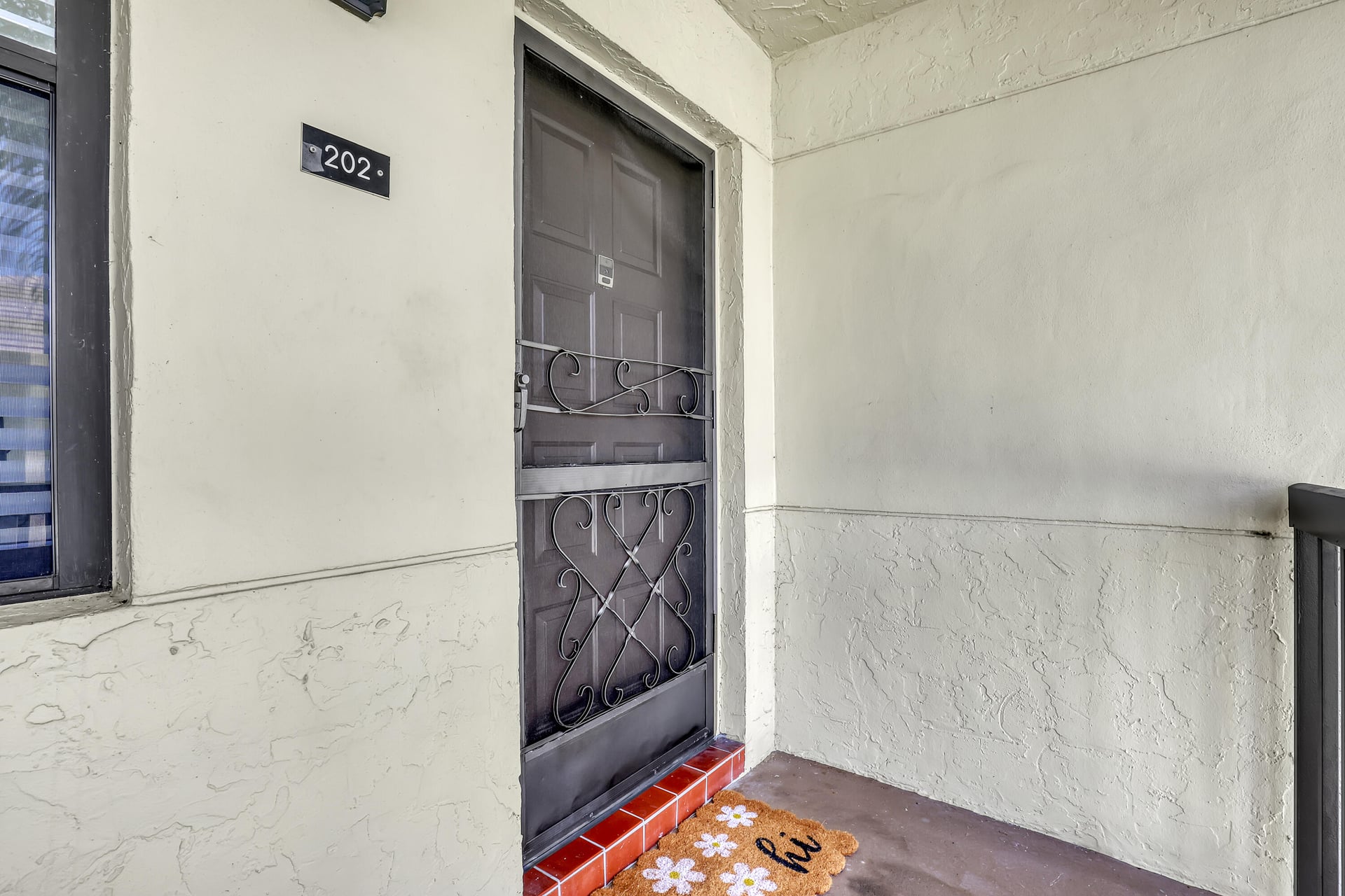 Unit 202 photo 3