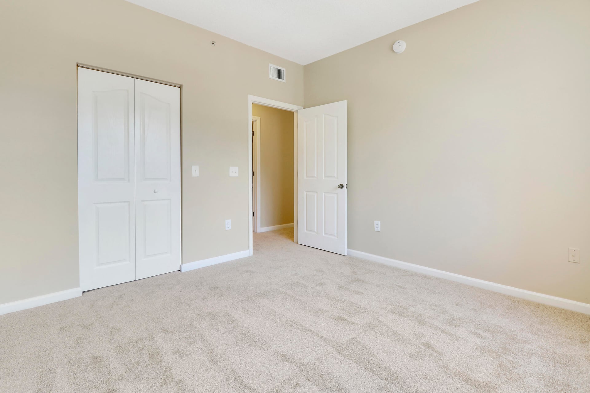 Residence photo 11