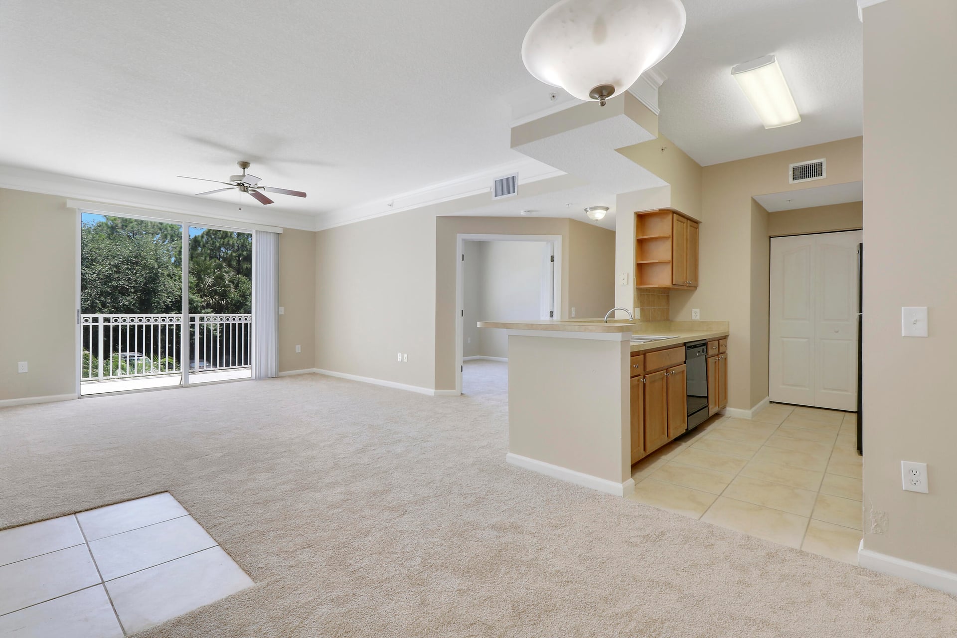Residence photo 12