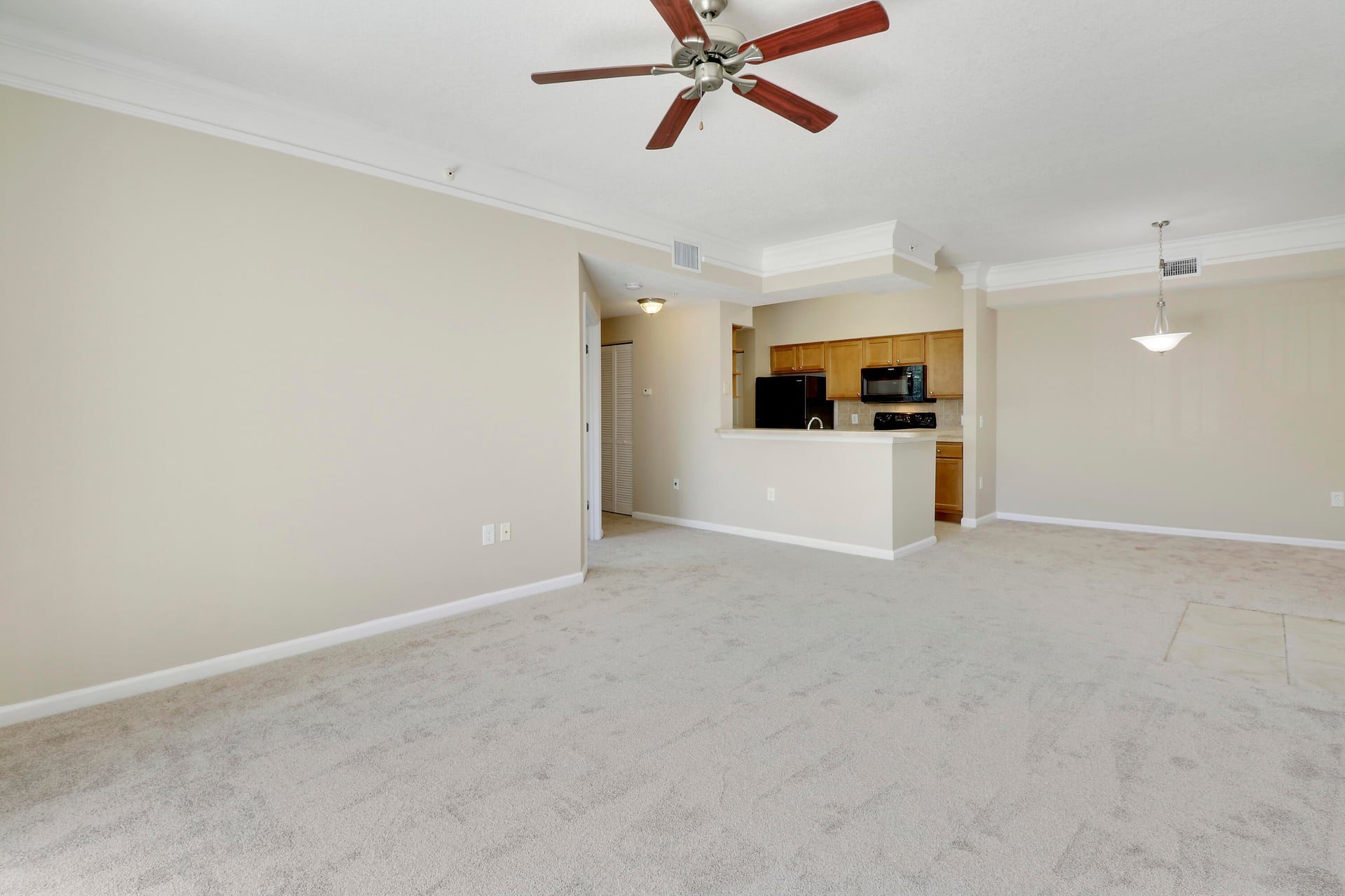 Residence photo 19