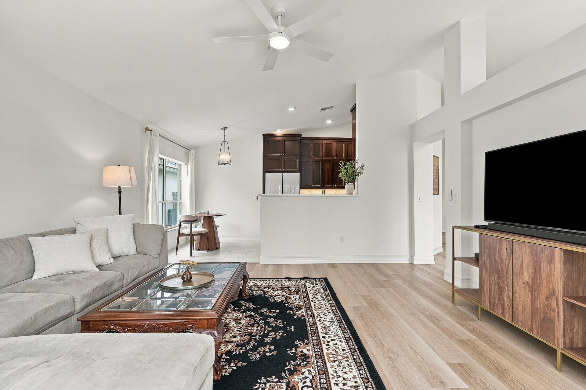 Residence photo 15