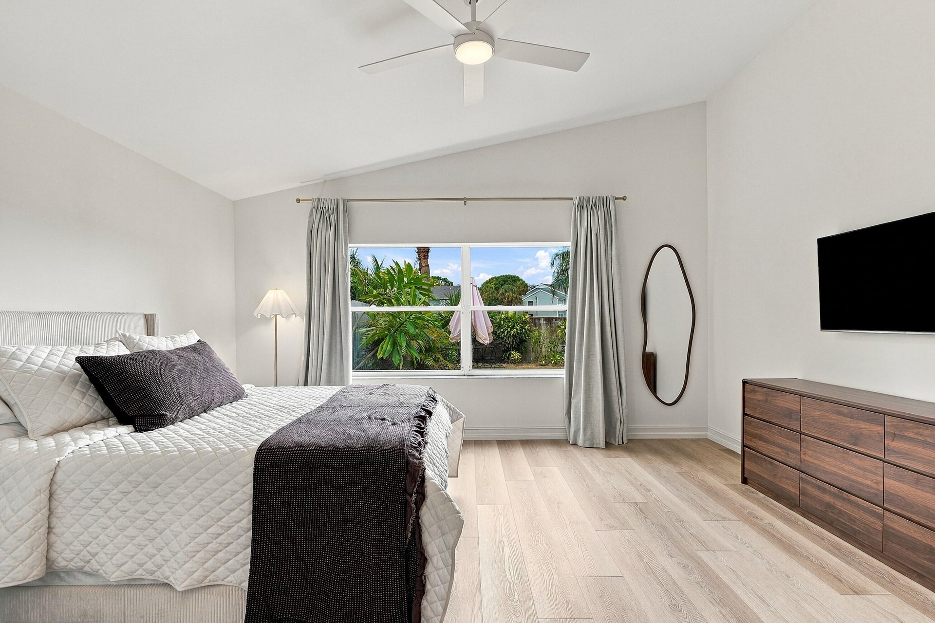 Residence photo 22