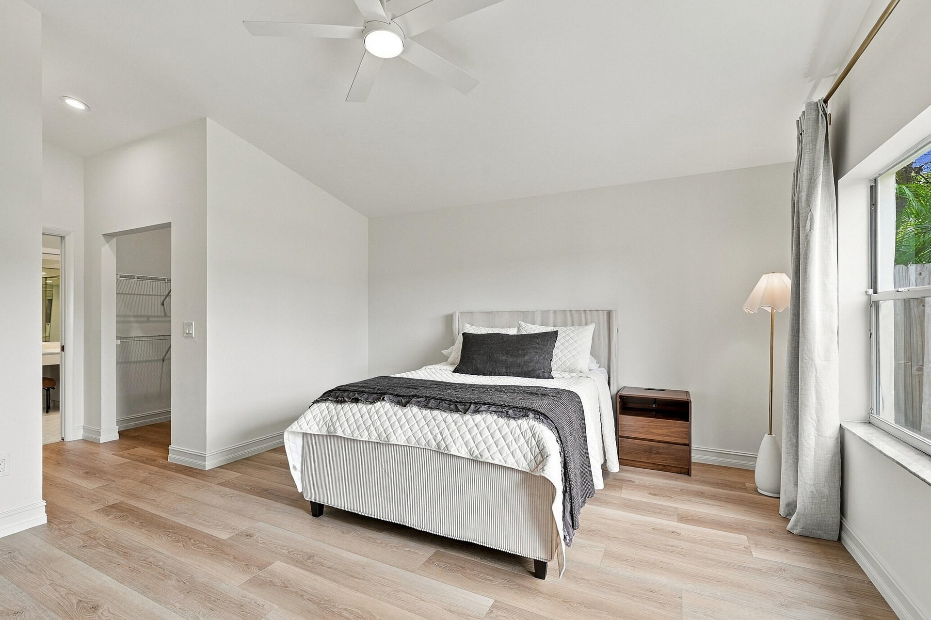 Residence photo 24