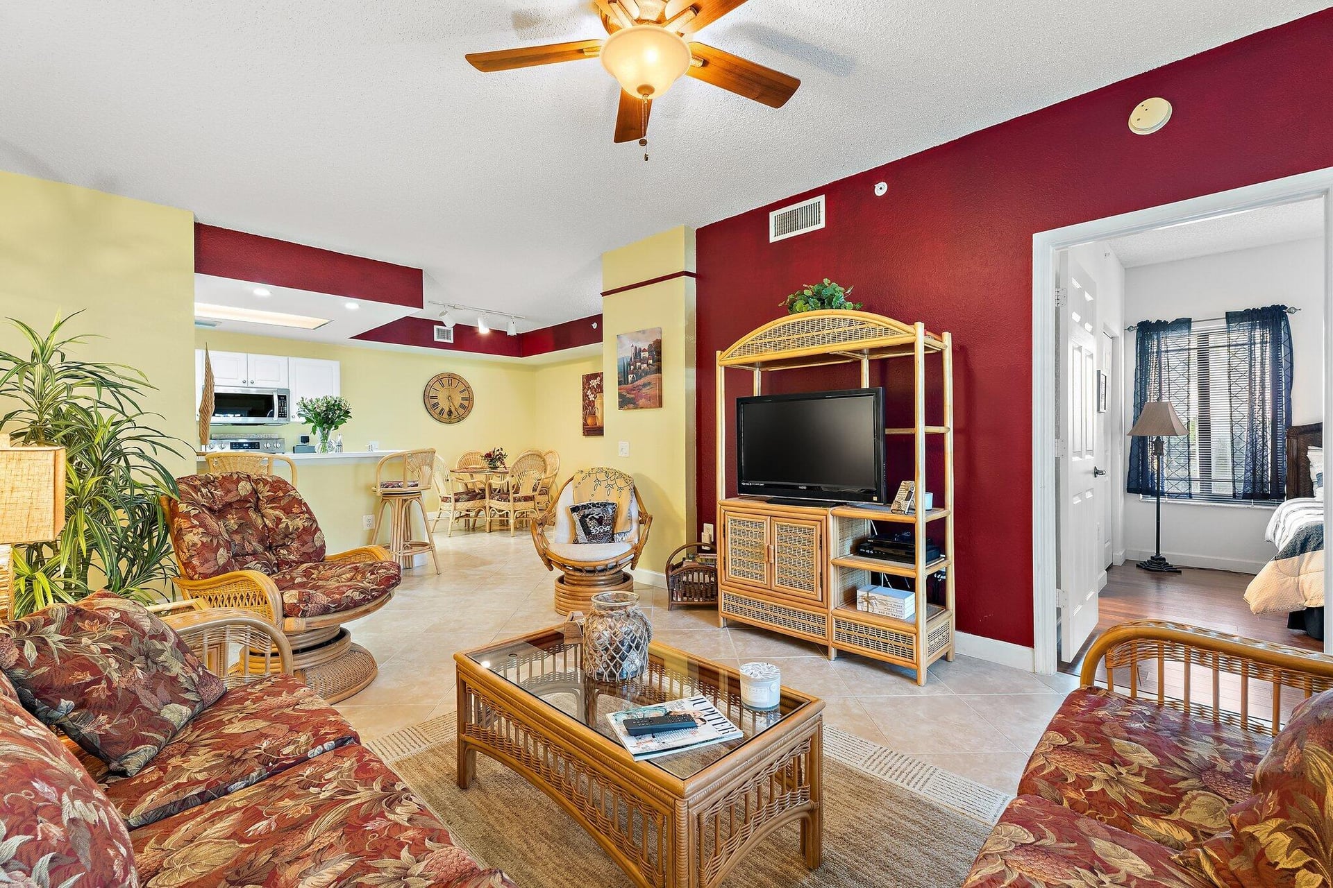 Unit 107 photo 15