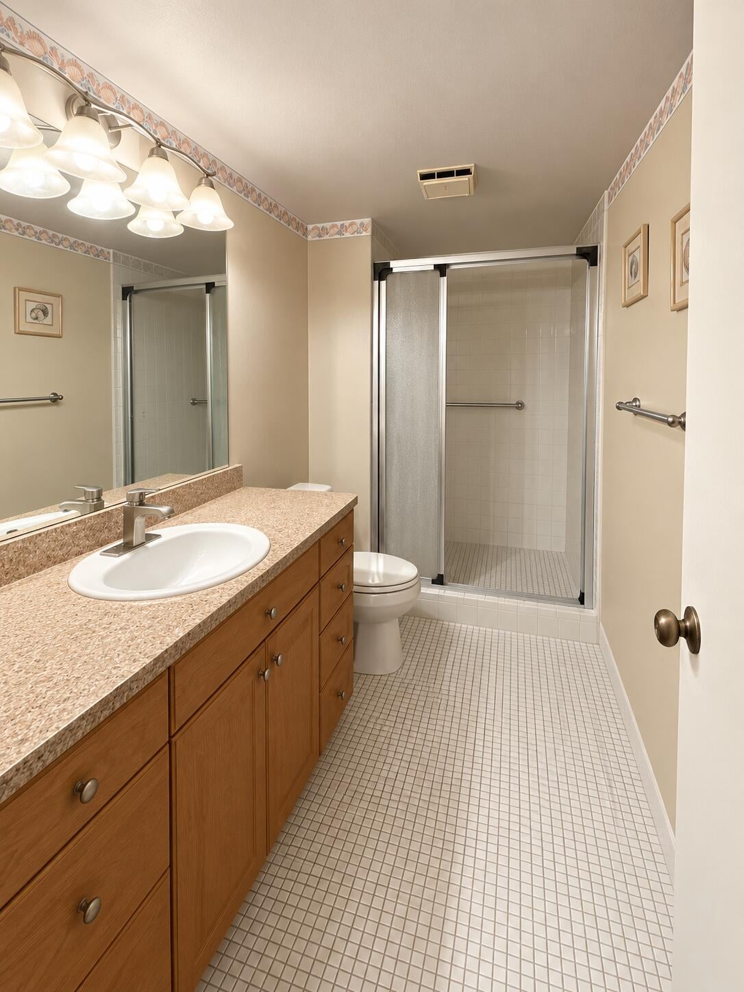 Unit 205 photo 8