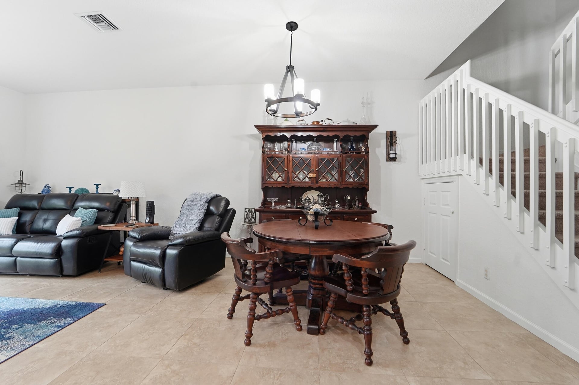 Unit 104 photo 9