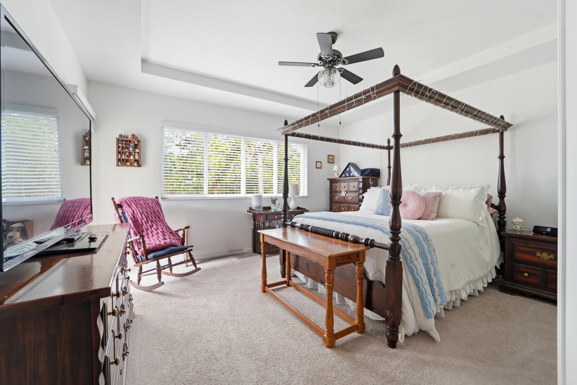 Unit 104 photo 27