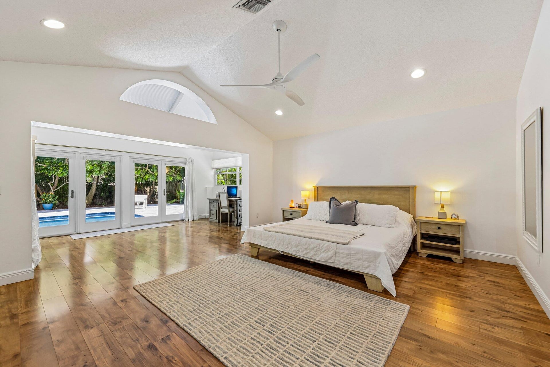 Residence photo 11