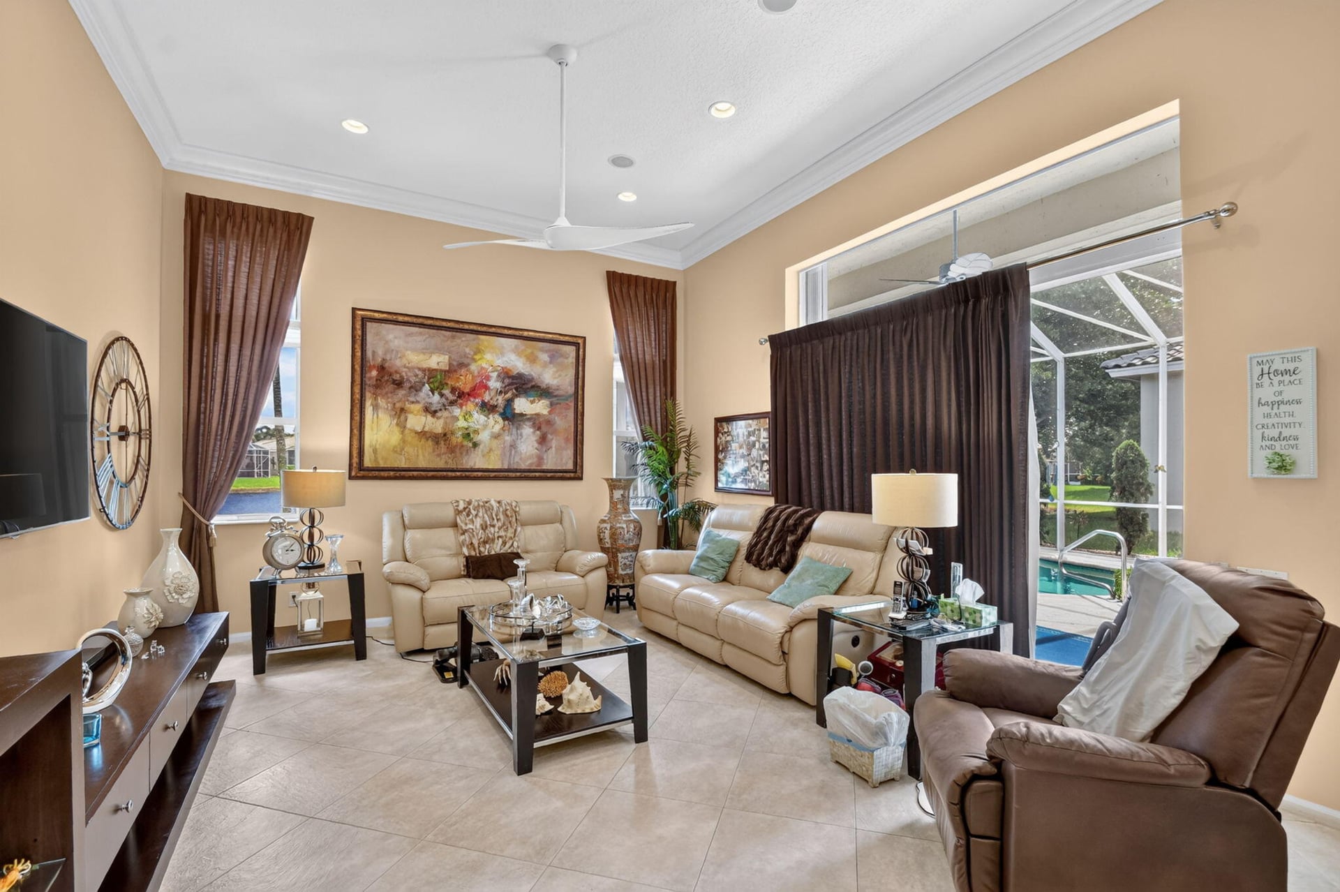 Residence photo 19