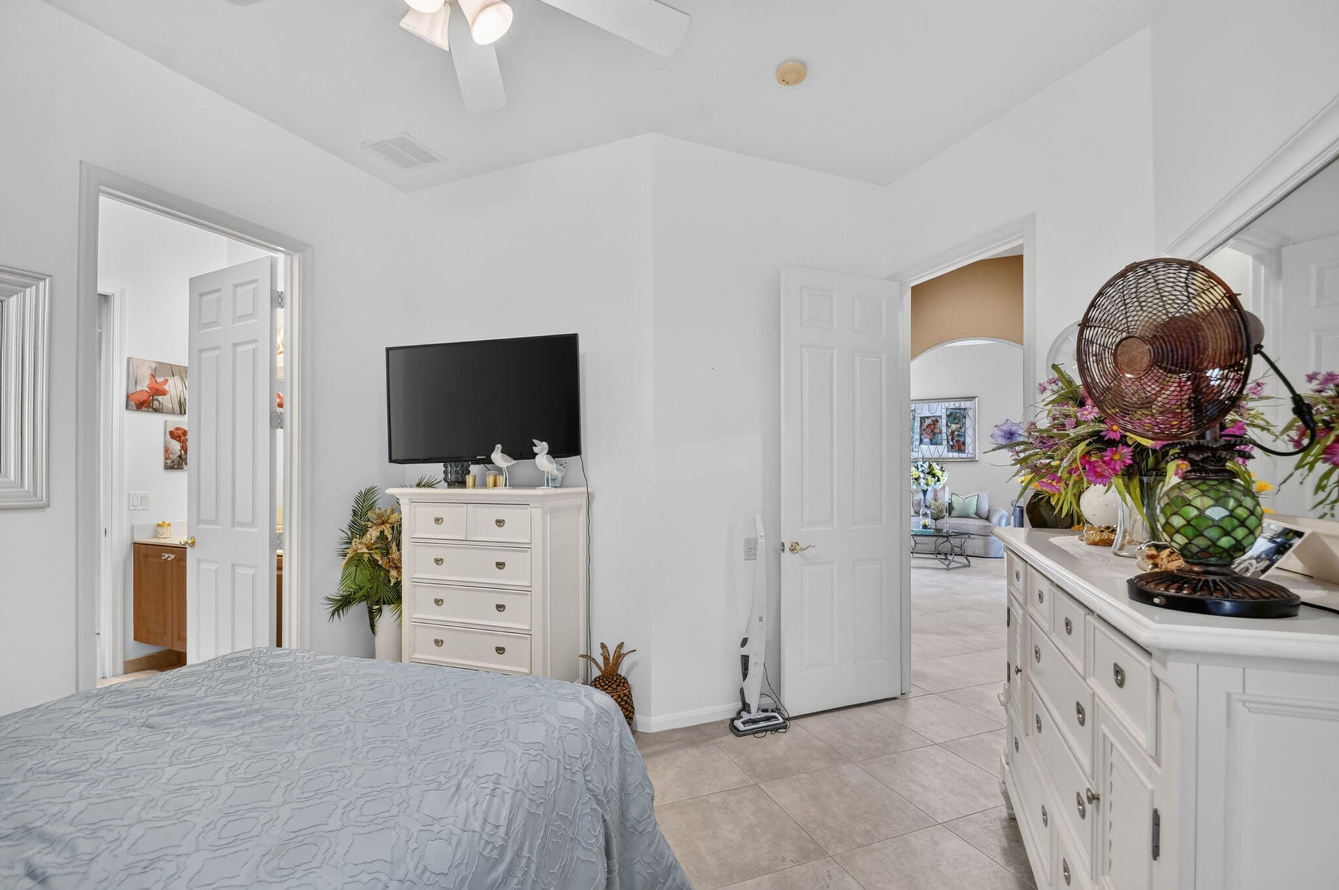 Residence photo 32