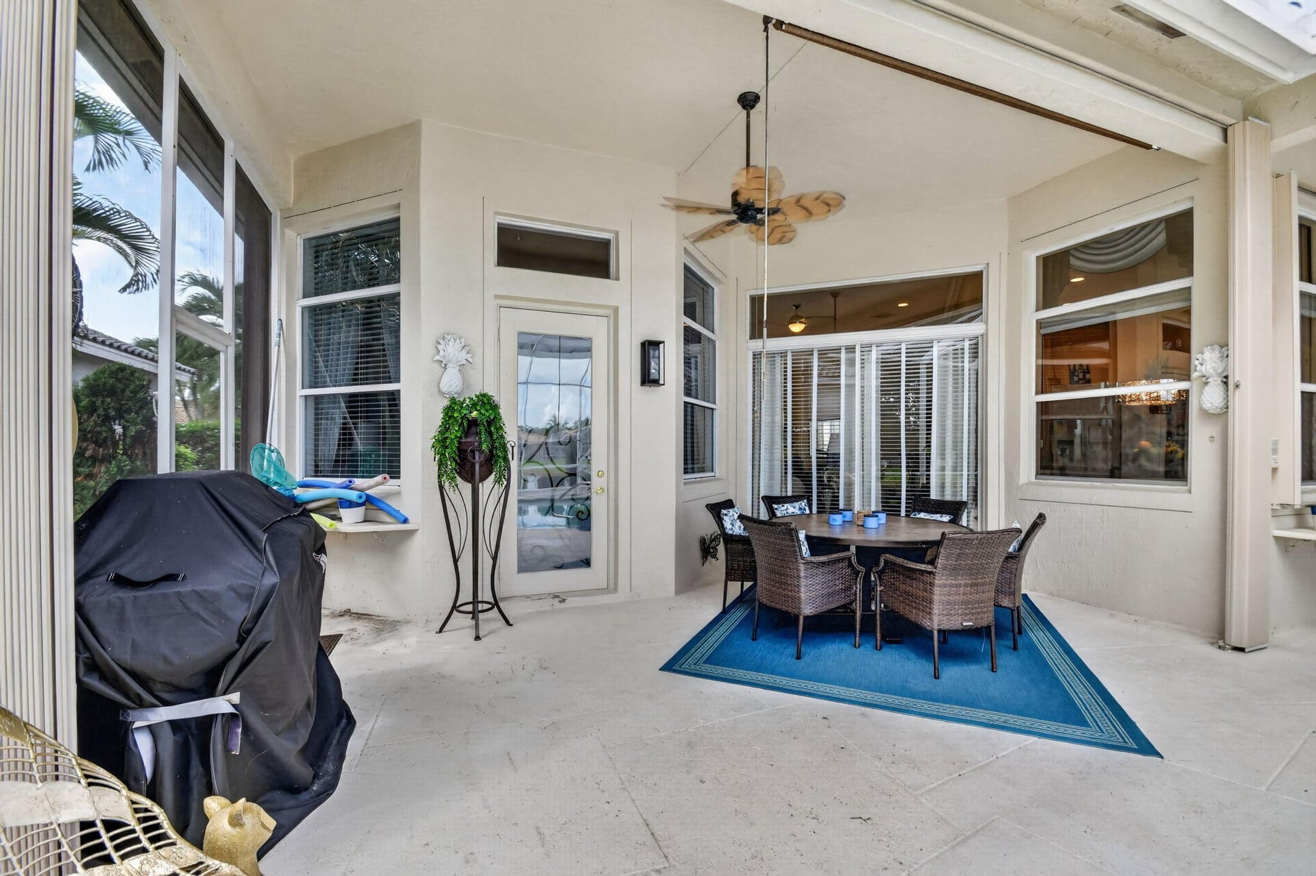 Residence photo 41