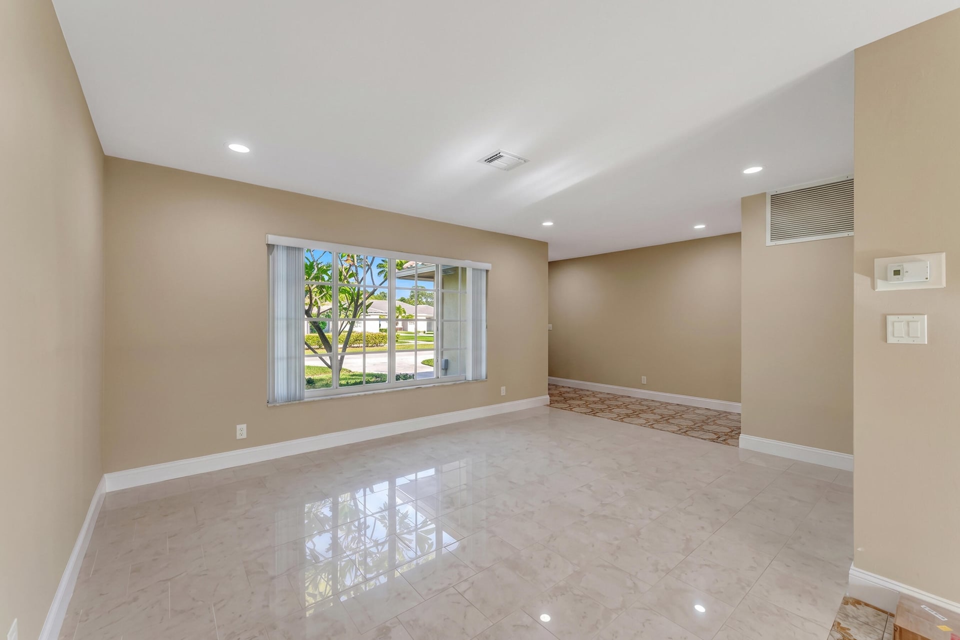  Residence photo 19