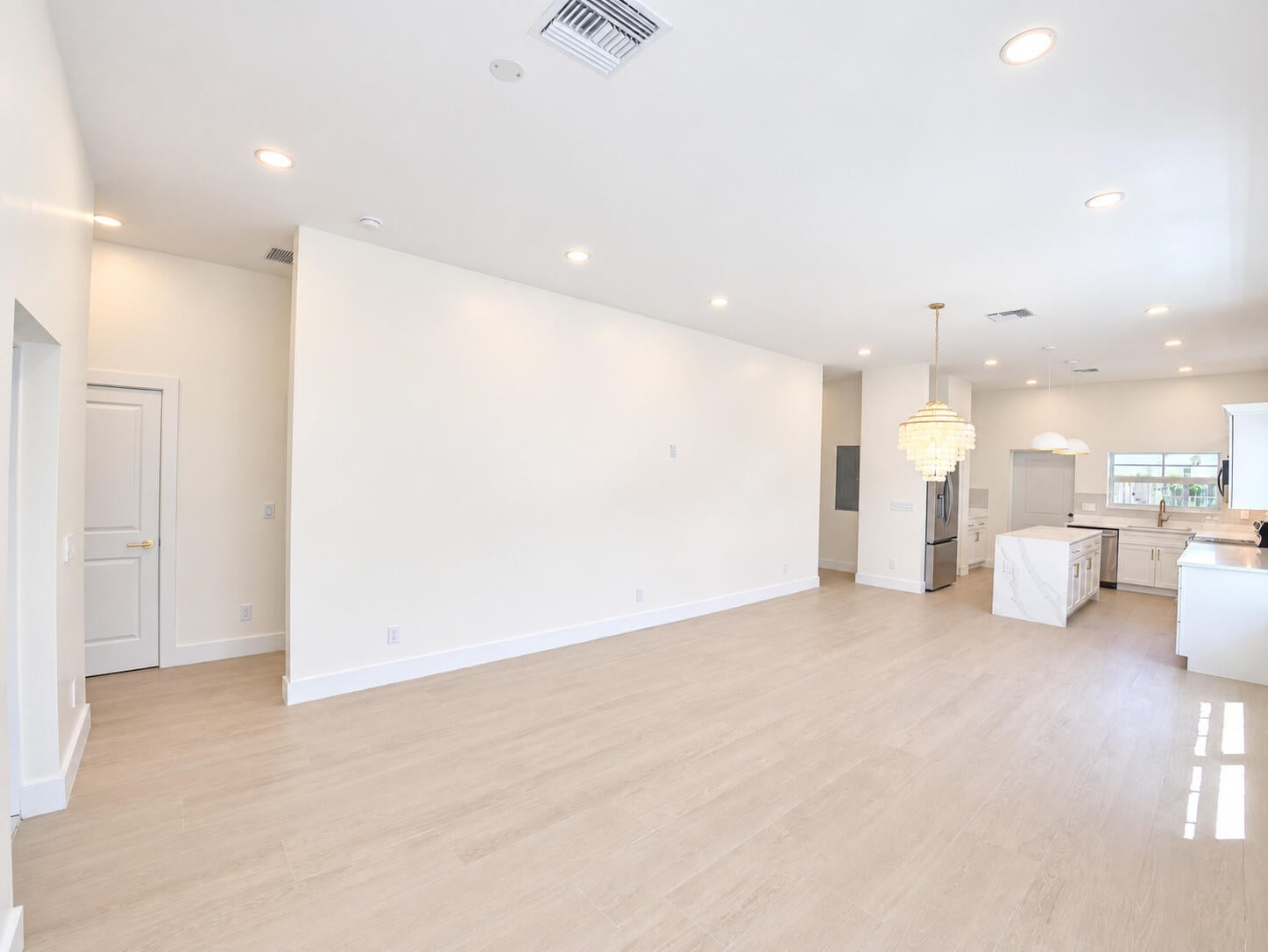  Residence photo 13
