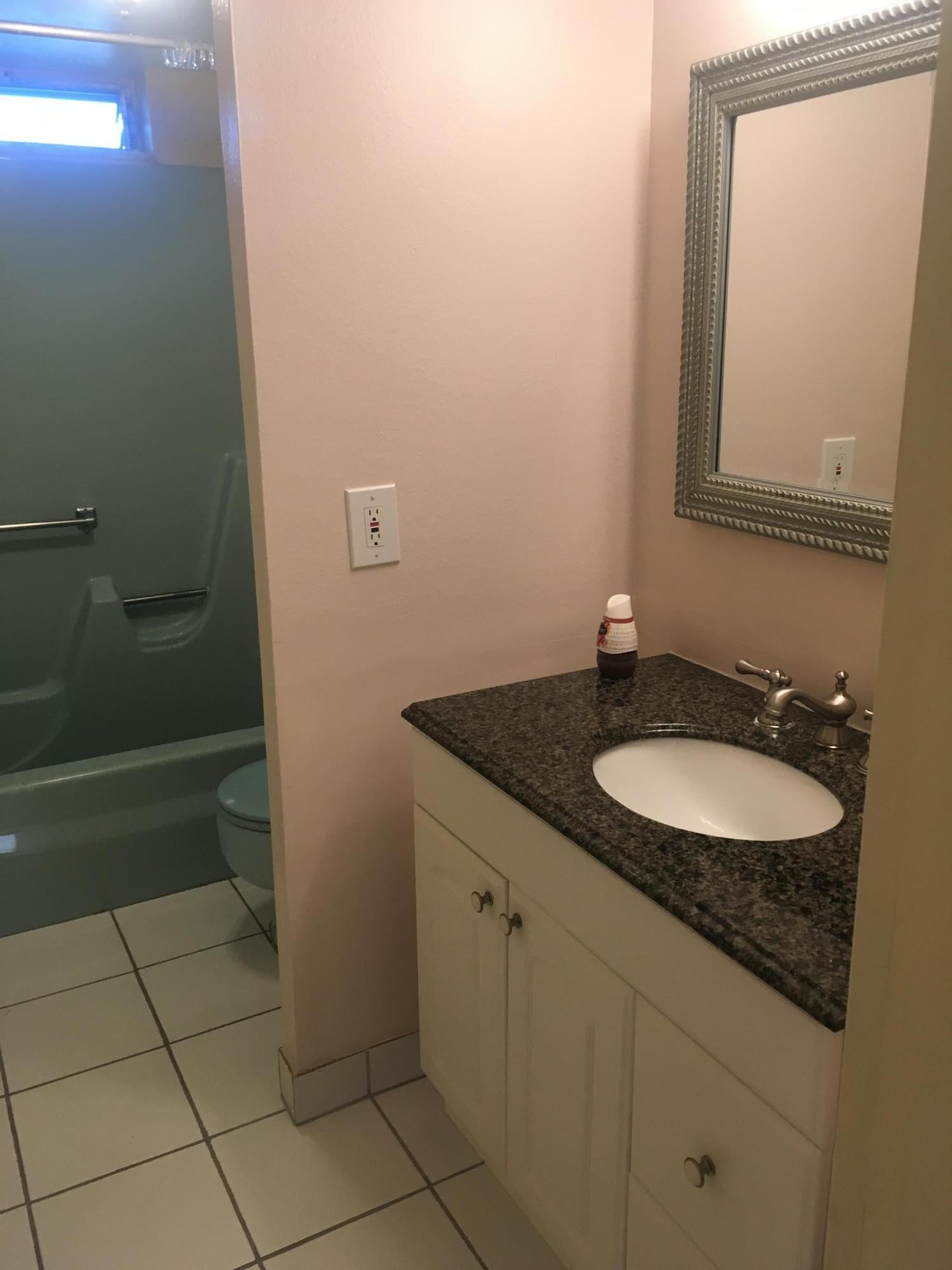 Unit 1080 photo 20