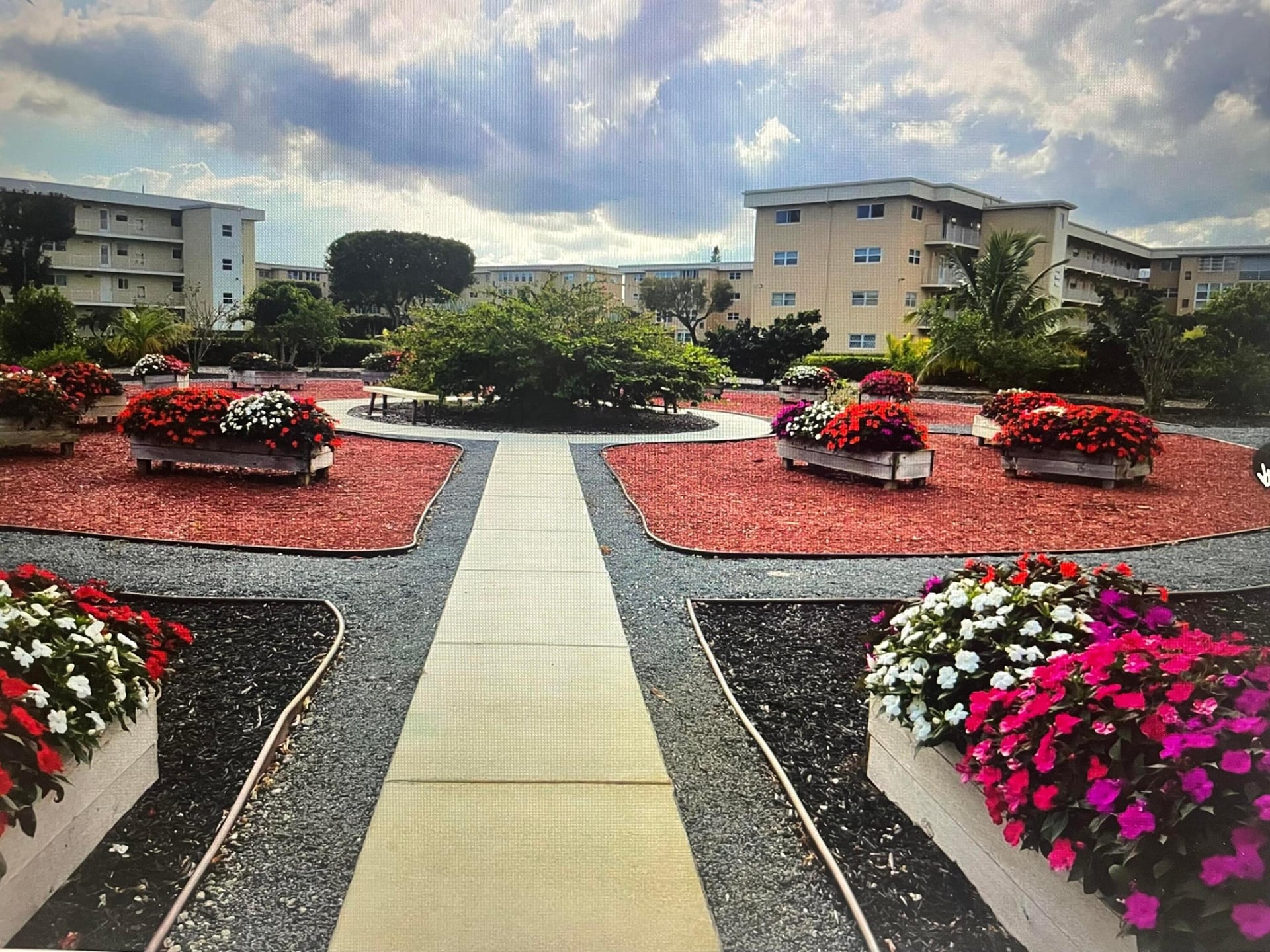 Unit 1080 photo 23