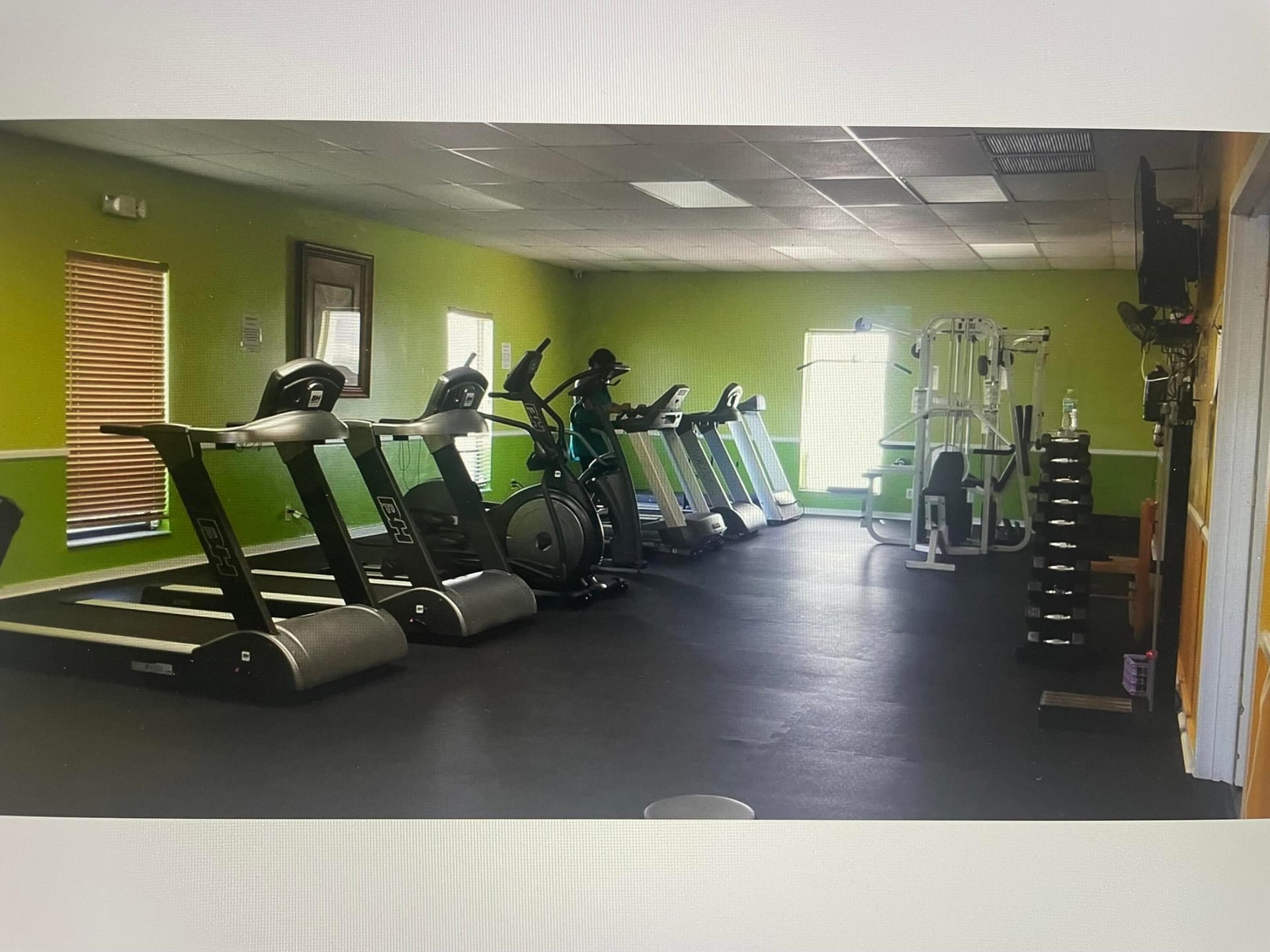 Unit 1080 photo 32