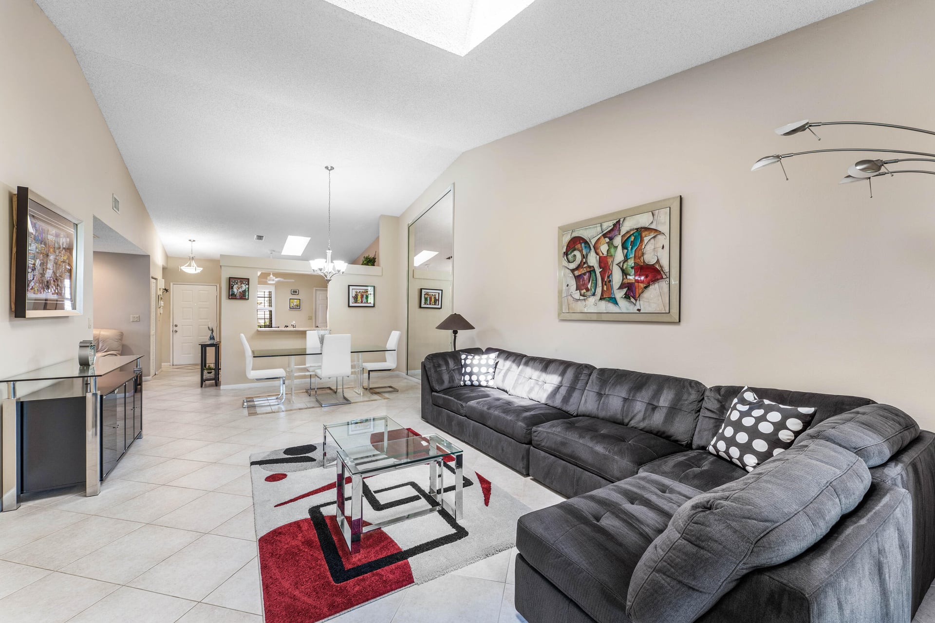 Residence photo 18