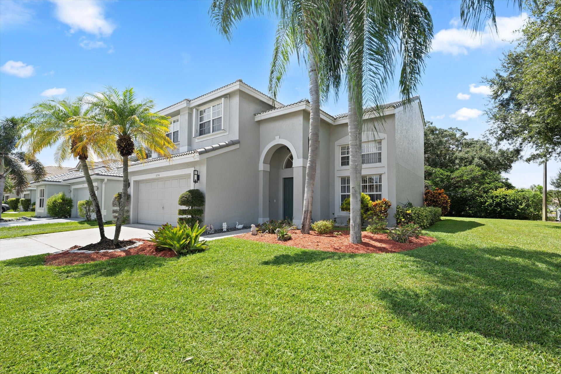 Residence photo 4