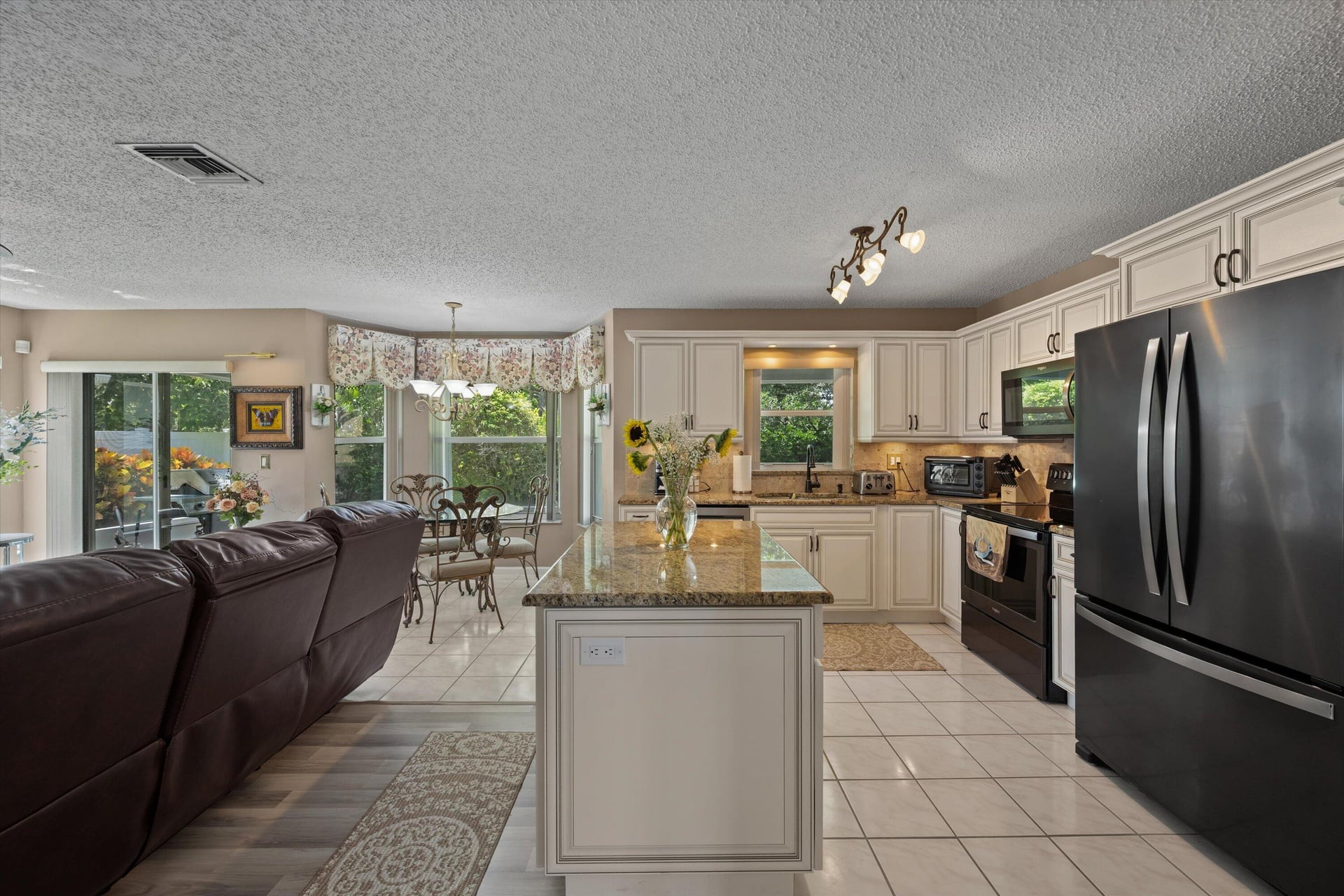 Residence photo 14