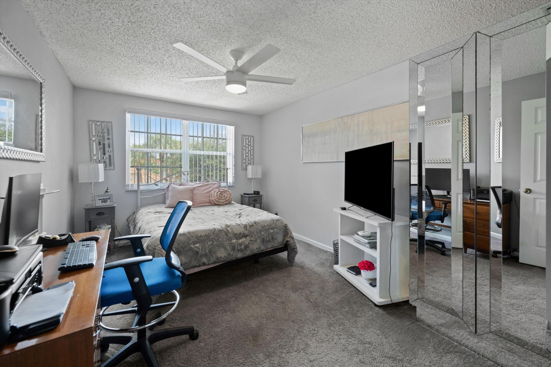 Residence photo 31